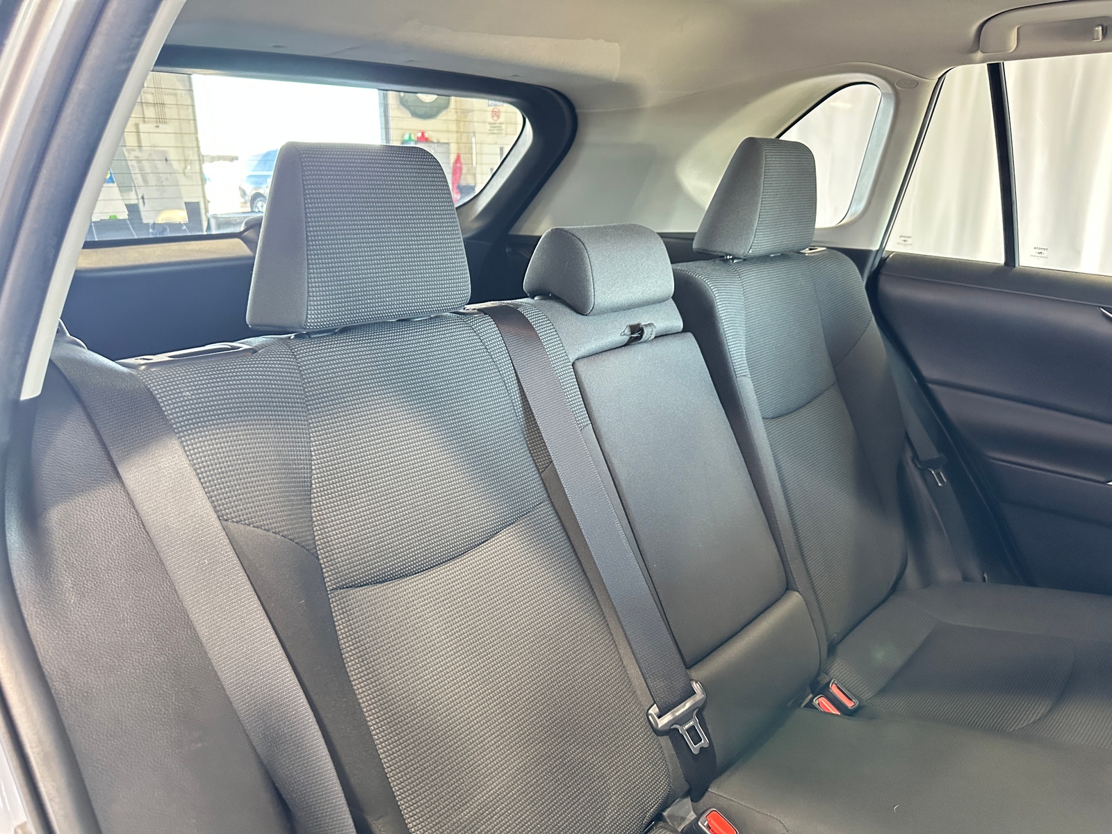 Thumbnail: 2021 Toyota RAV4 - 6