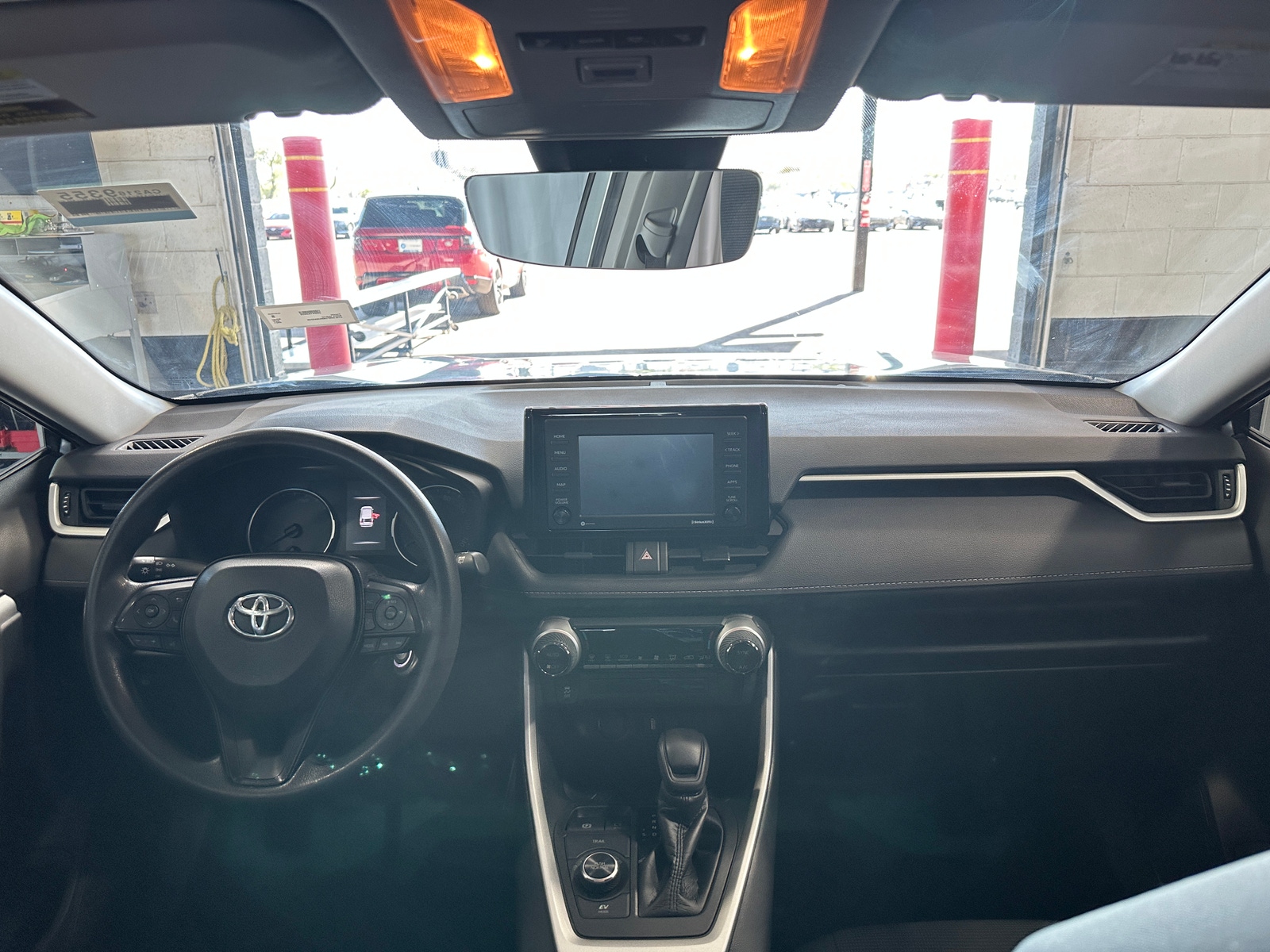 Thumbnail: 2021 Toyota RAV4 - 3