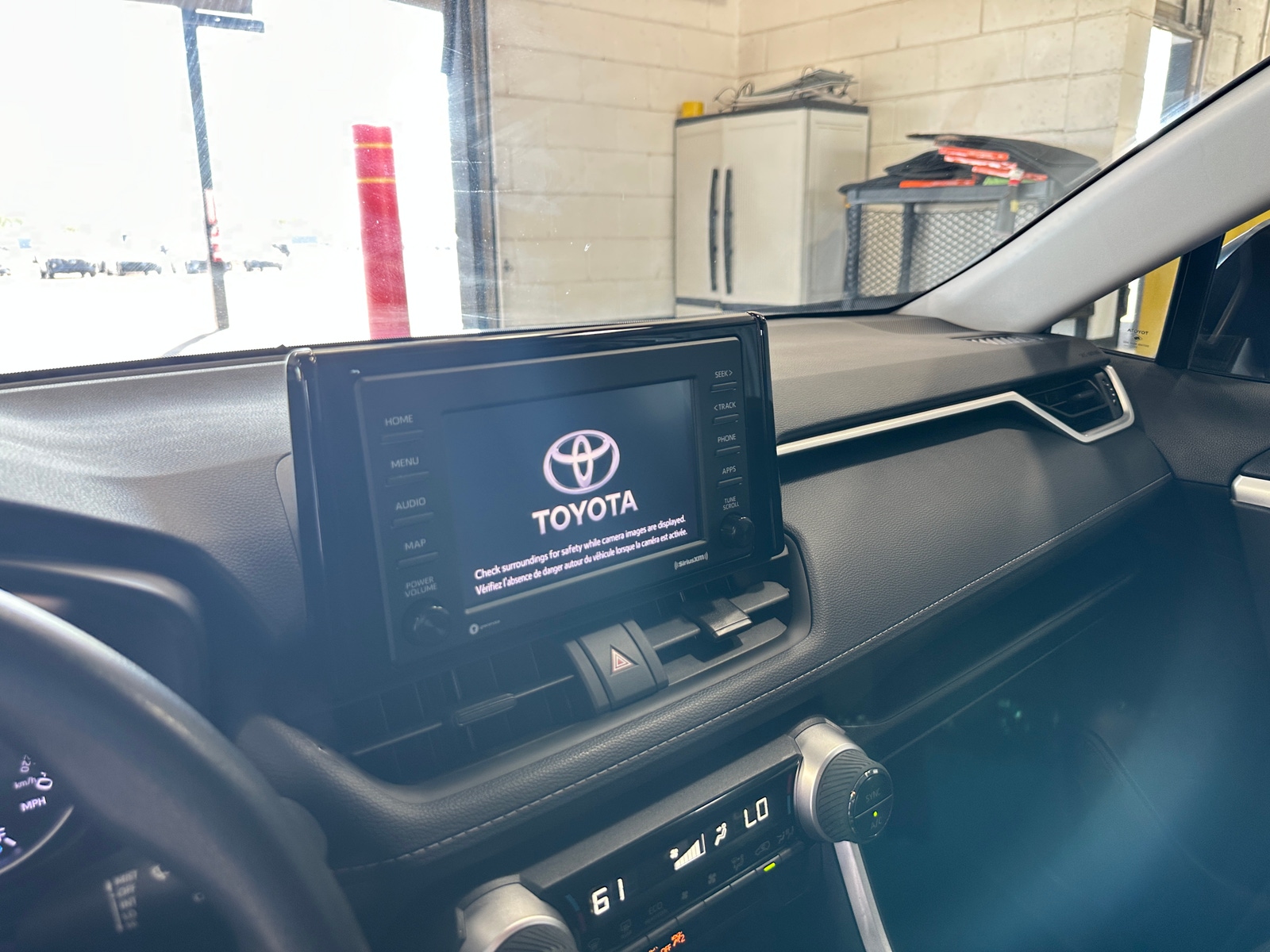 Thumbnail: 2021 Toyota RAV4 - 4