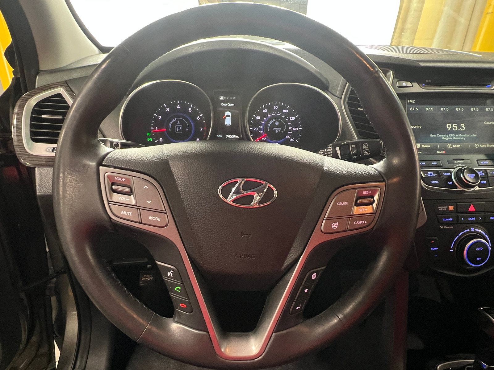 Thumbnail: 2016 Hyundai Santa Fe - 5