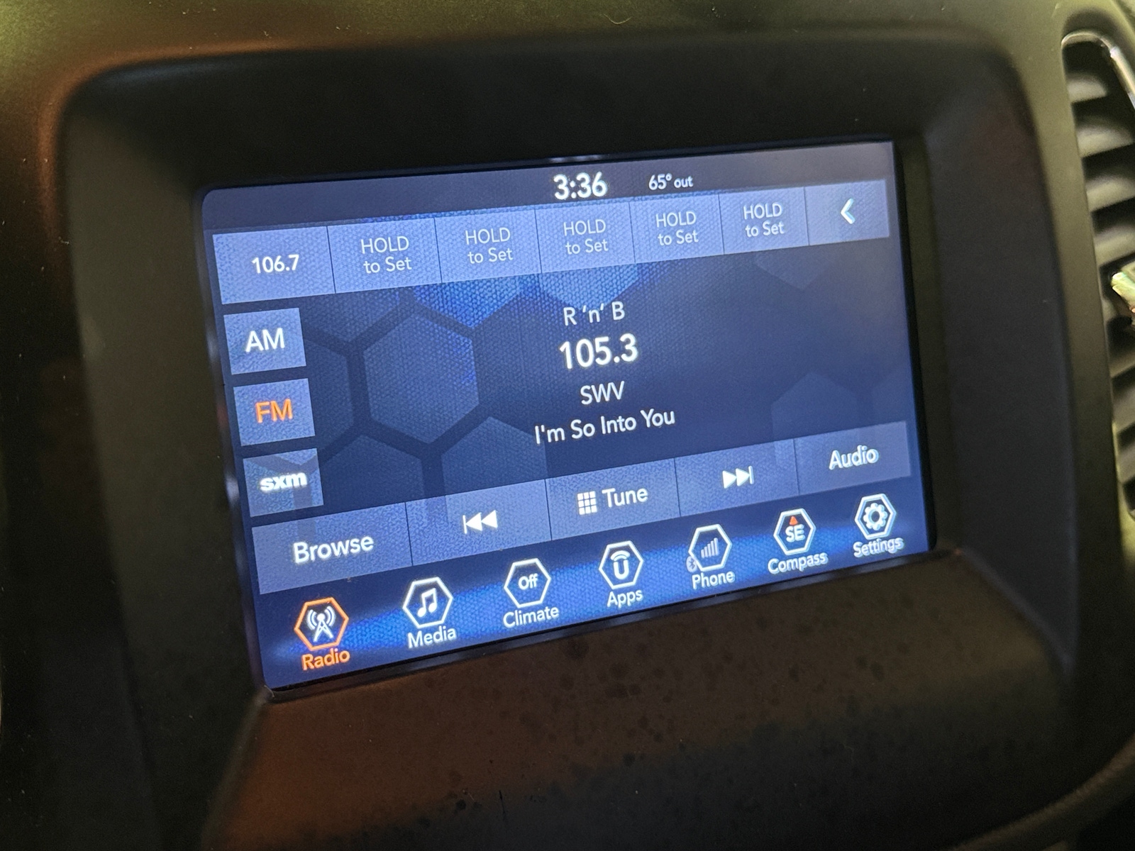 Thumbnail: 2018 Jeep Compass - 3