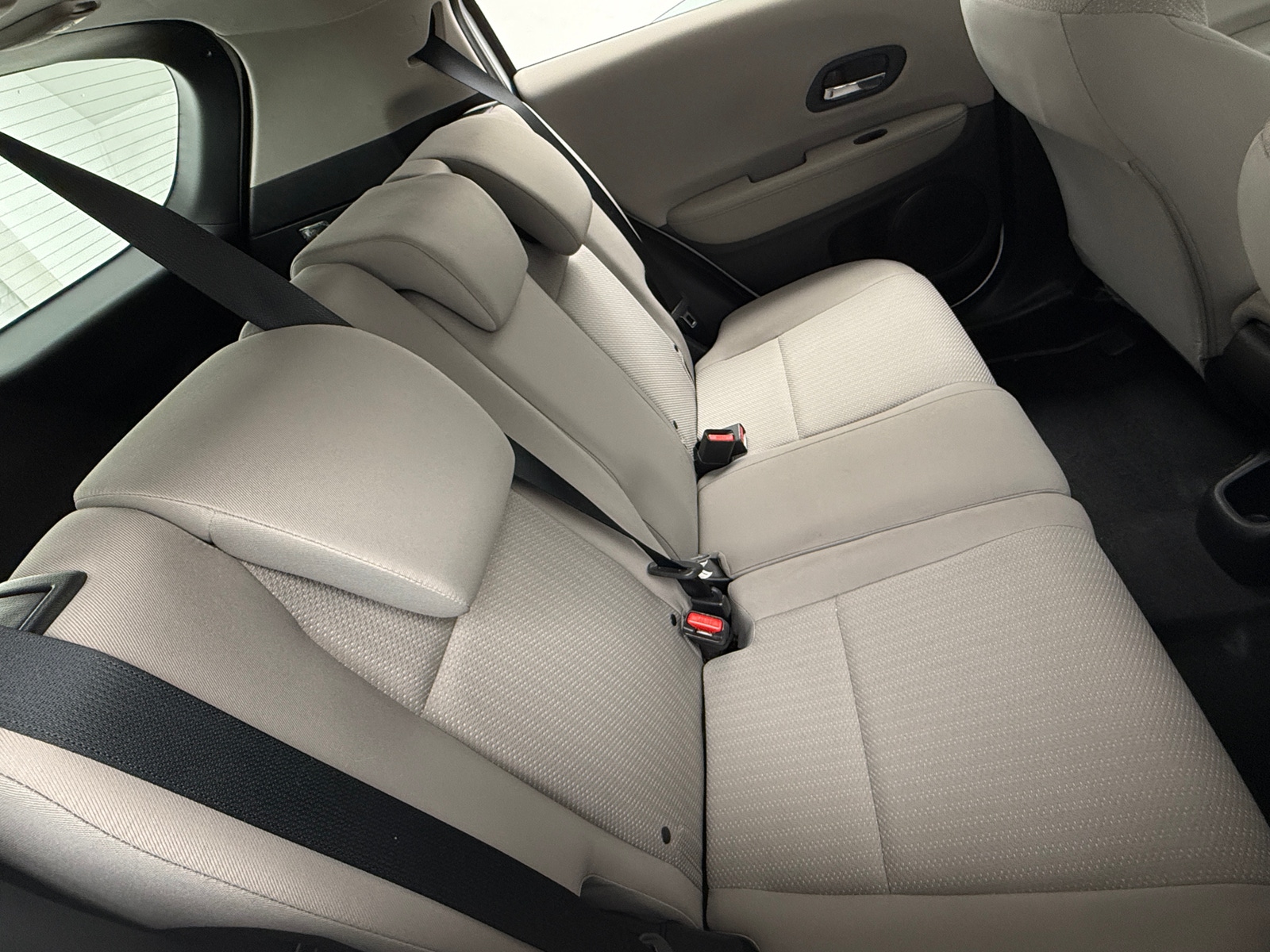 Thumbnail: 2016 Honda HR-V - 6