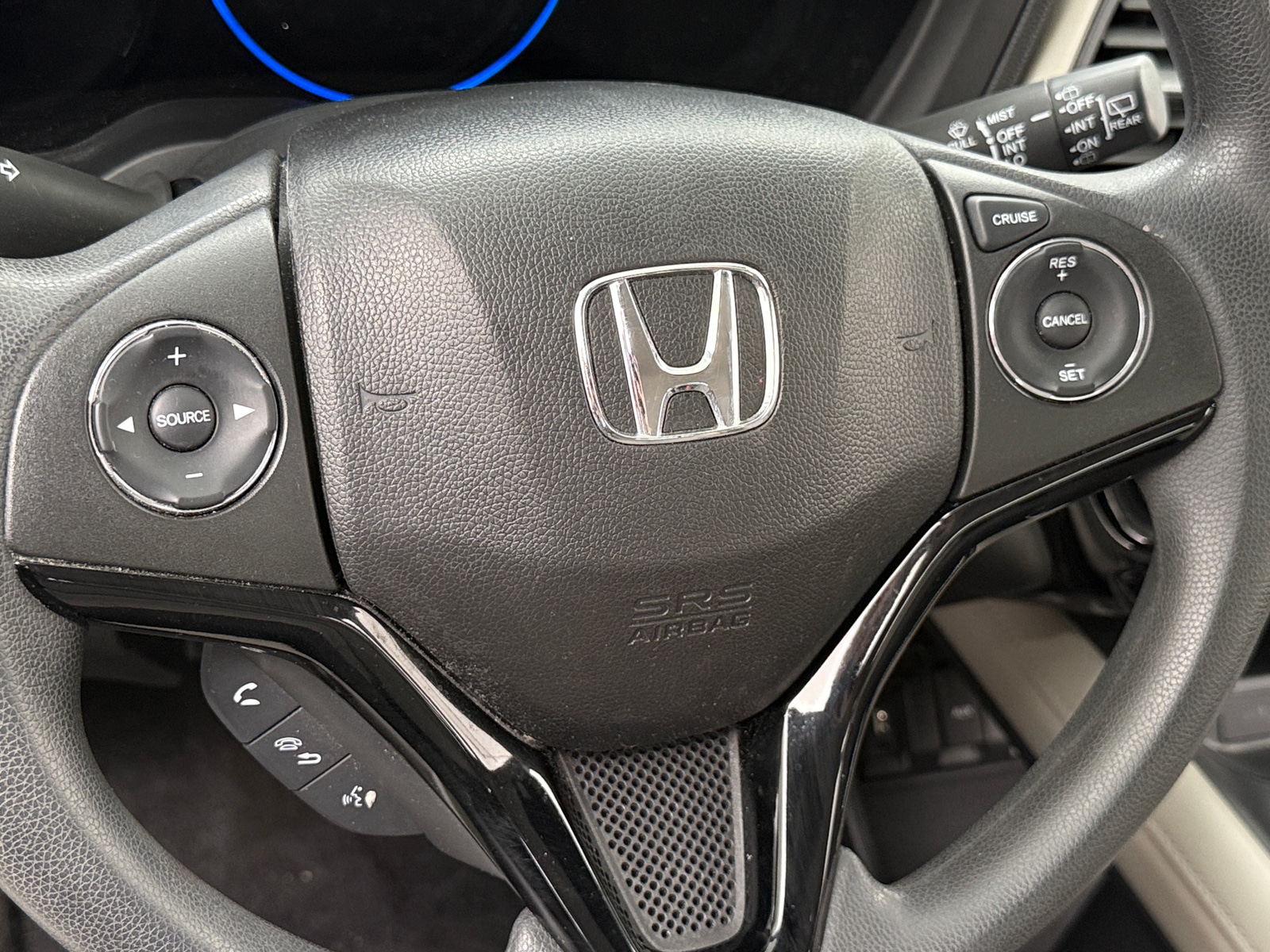 Thumbnail: 2016 Honda HR-V - 5