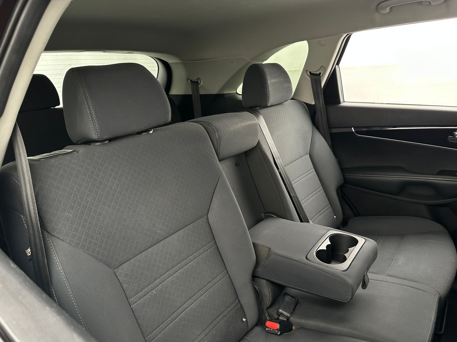 Thumbnail: 2017 Kia Sorento - 6