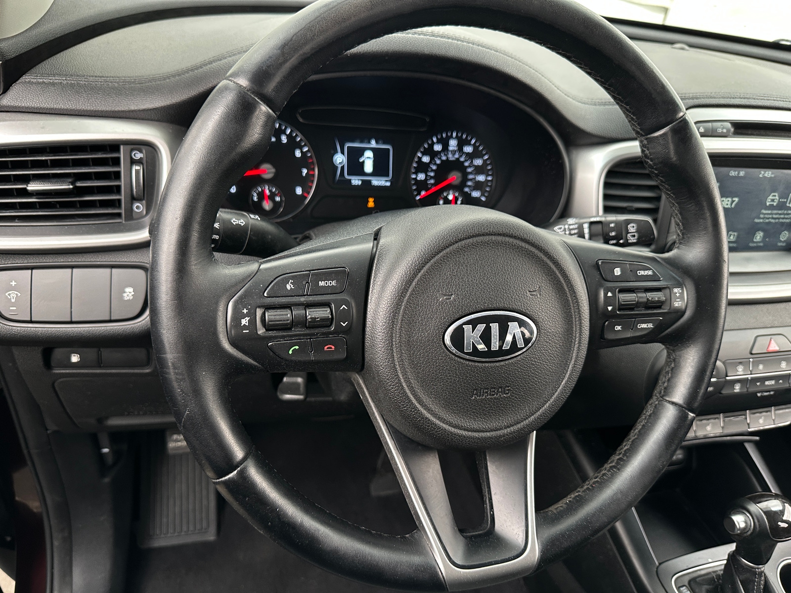 Thumbnail: 2017 Kia Sorento - 5