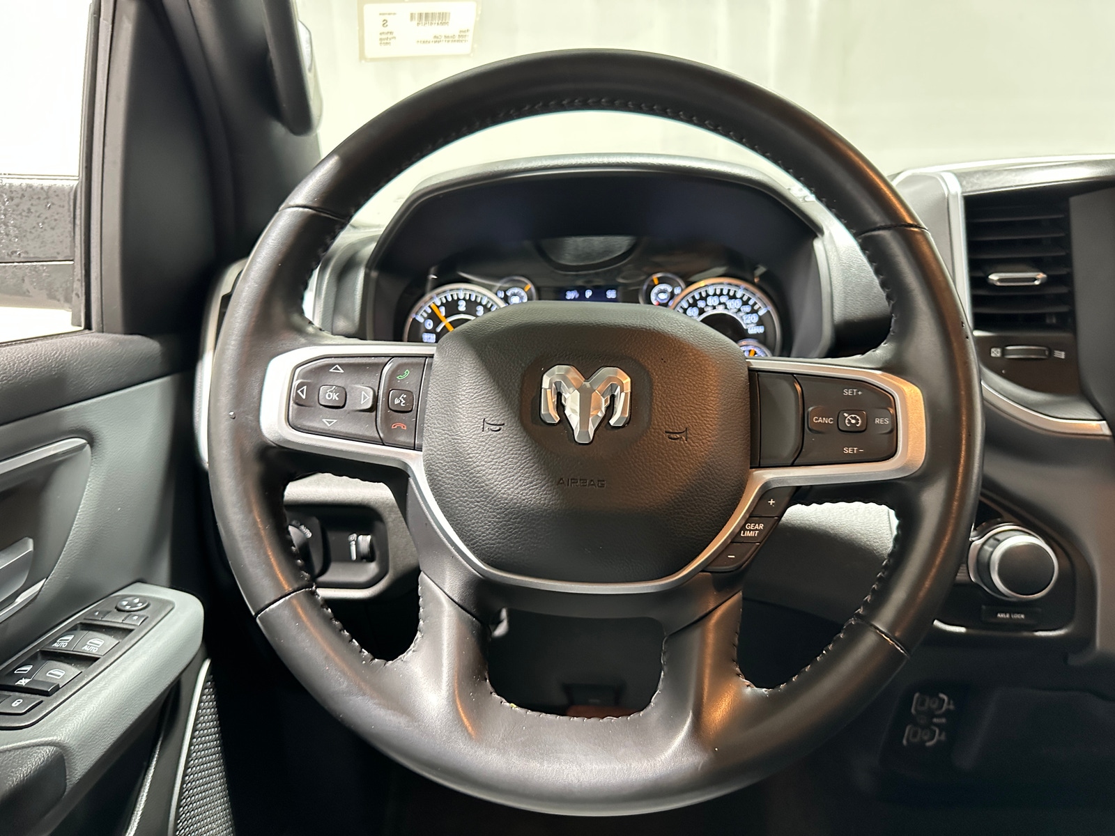 Thumbnail: 2022 RAM 1500 - 5