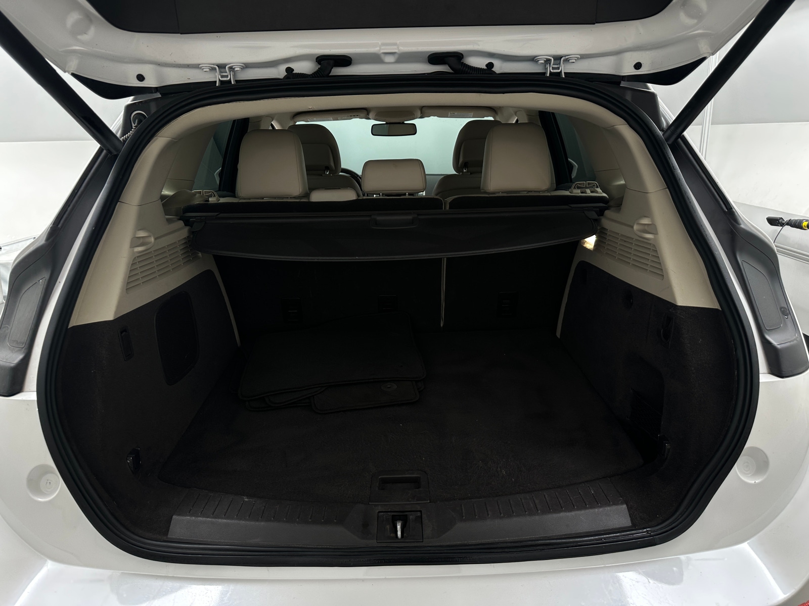 Thumbnail: 2019 Lincoln MKC - 6