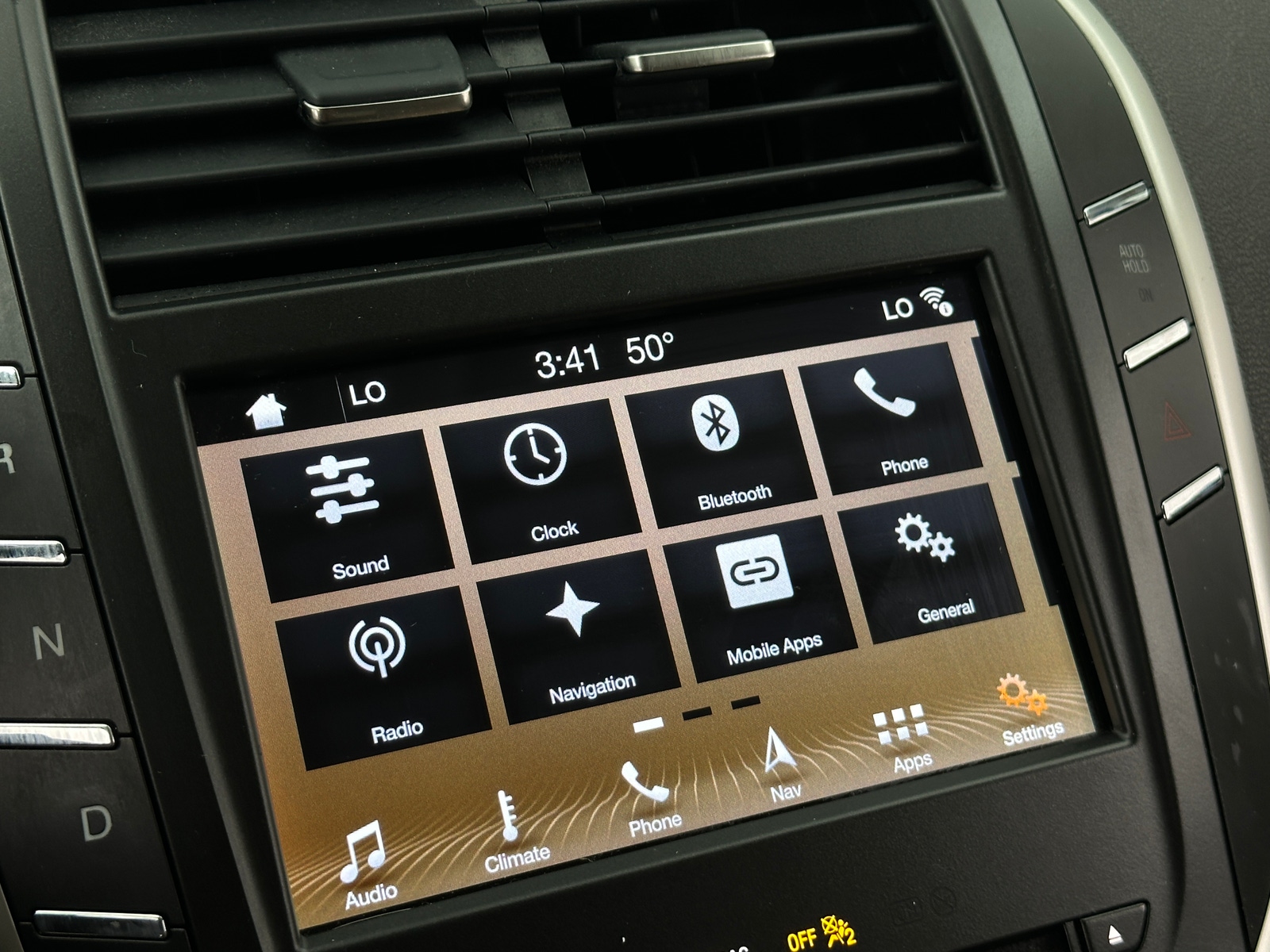 Thumbnail: 2019 Lincoln MKC - 3