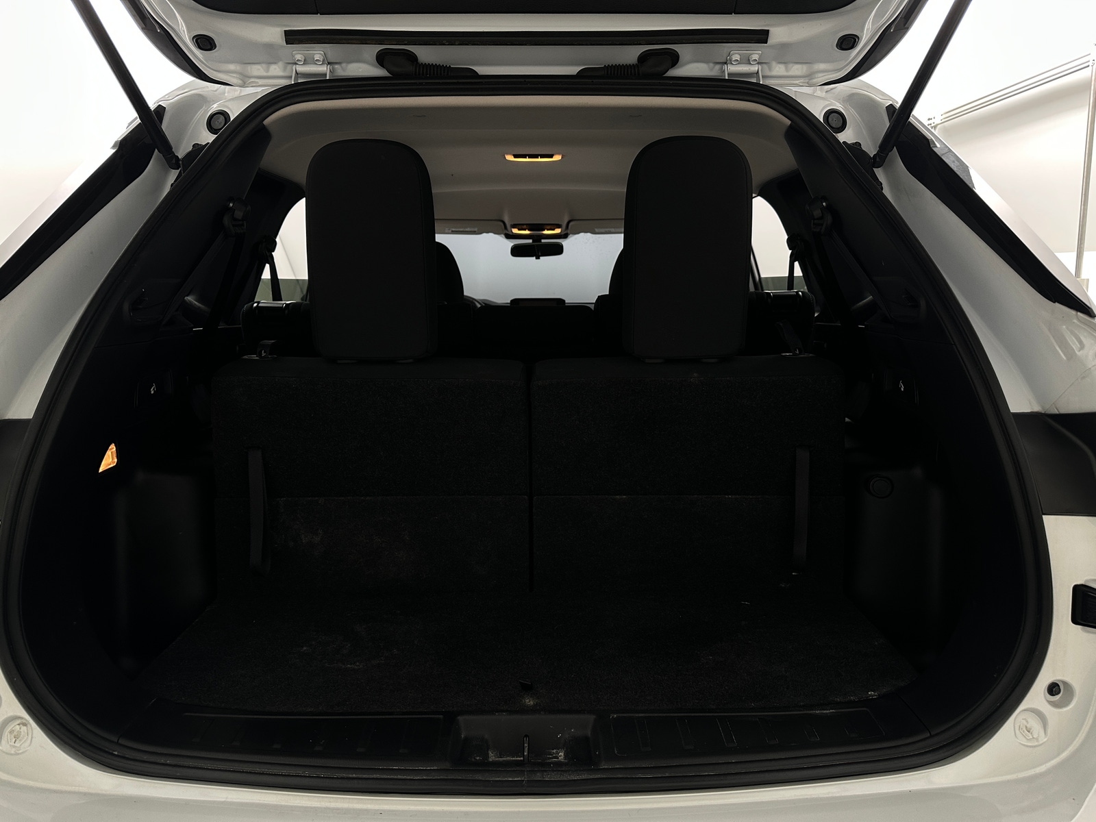 Thumbnail: 2024 Mitsubishi Outlander - 7