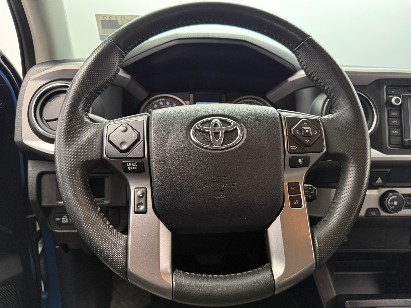 Thumbnail: 2019 Toyota Tacoma - 5