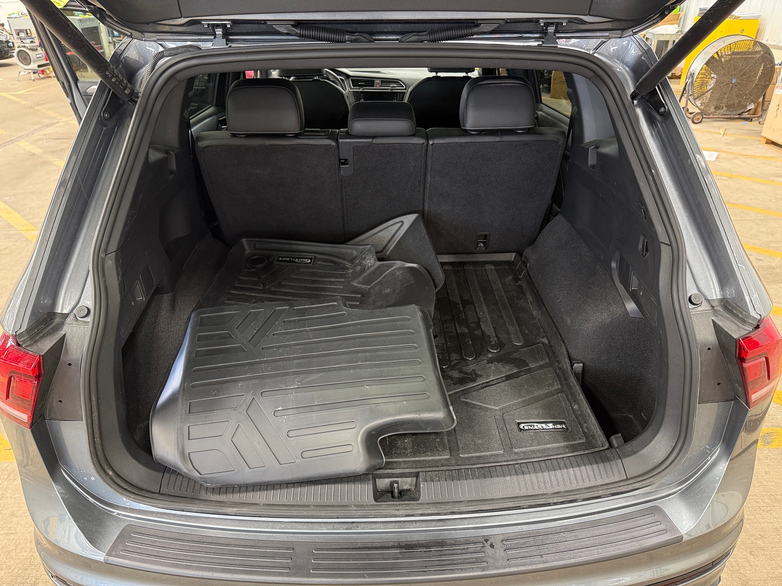 Thumbnail: 2024 Volkswagen Tiguan - 7