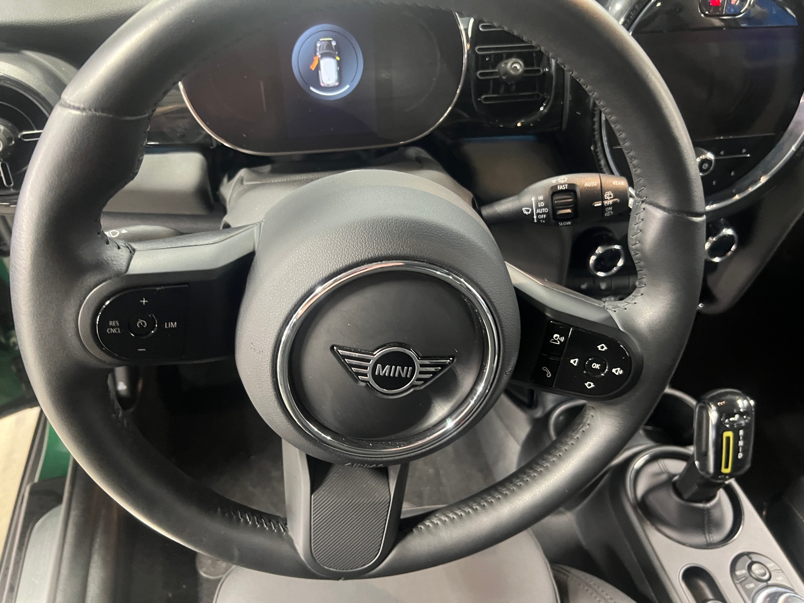 Thumbnail: 2024 MINI Cooper Hardtop - 4