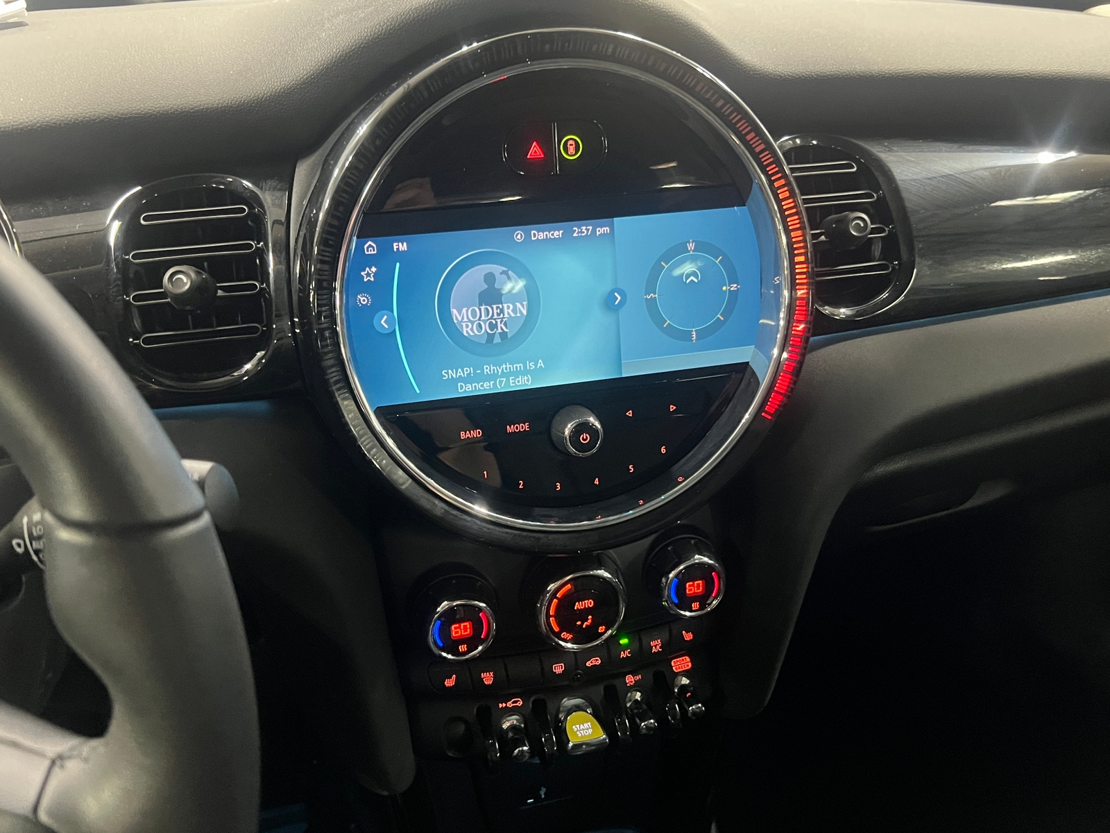 Thumbnail: 2024 MINI Cooper Hardtop - 3