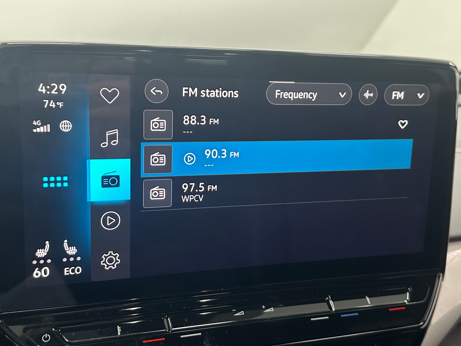 Thumbnail: 2023 Volkswagen ID.4 - 3