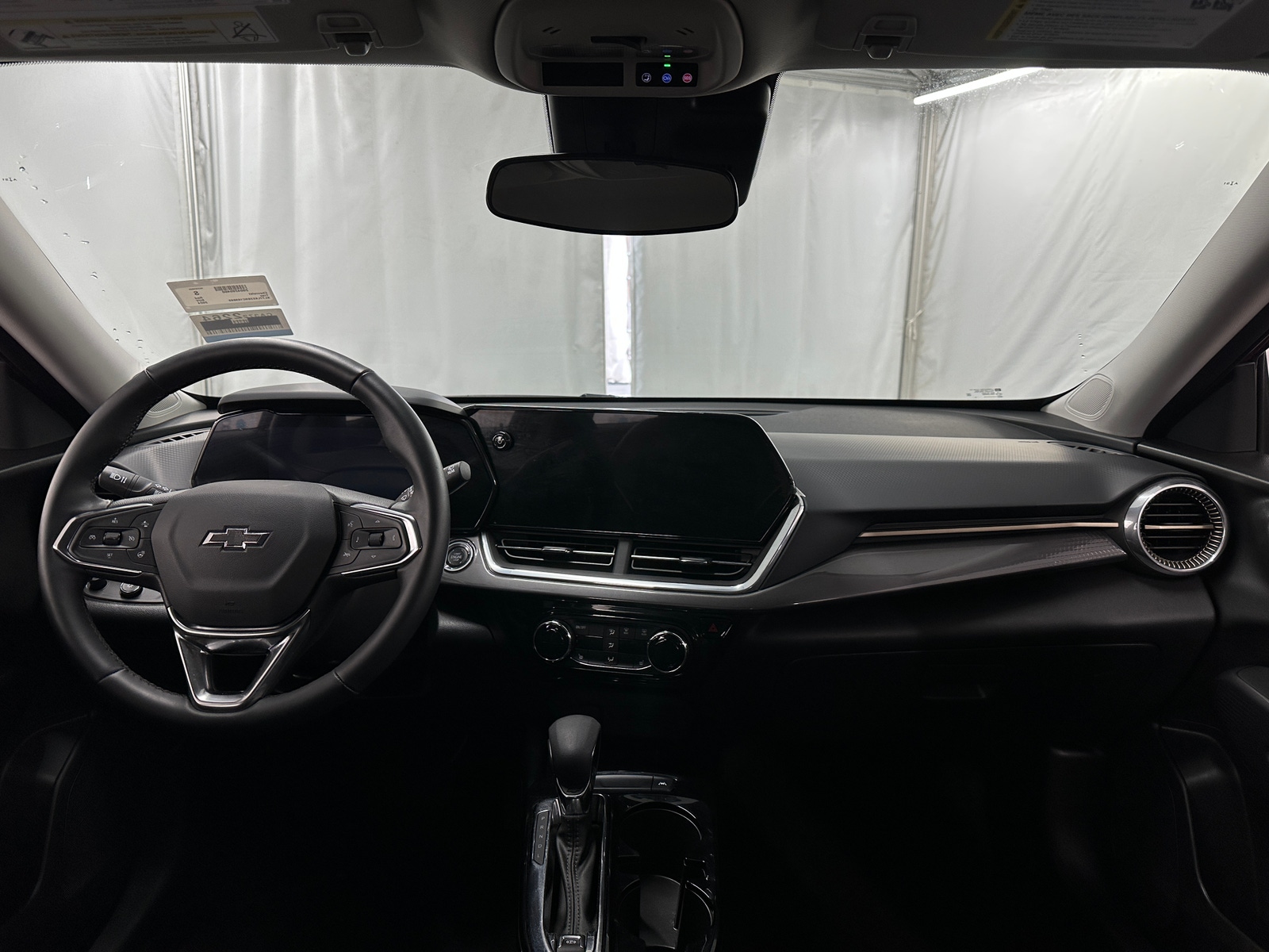 Thumbnail: 2024 Chevrolet Trax - 3