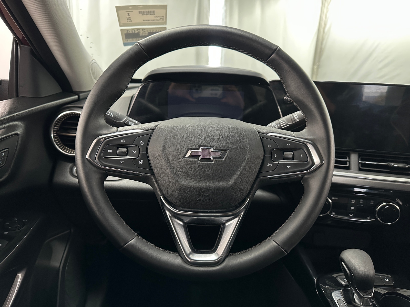 Thumbnail: 2024 Chevrolet Trax - 5