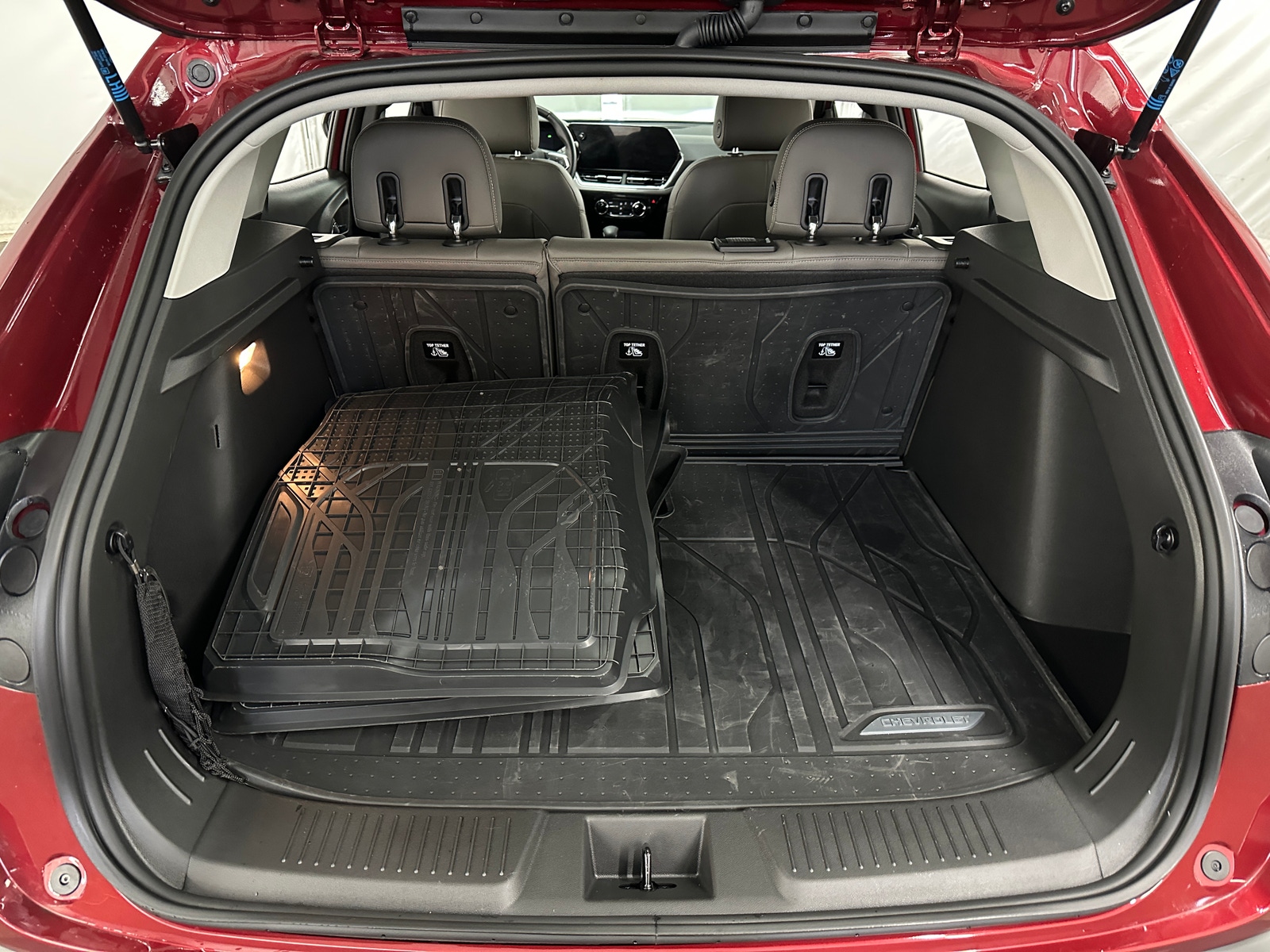 Thumbnail: 2024 Chevrolet Trax - 7