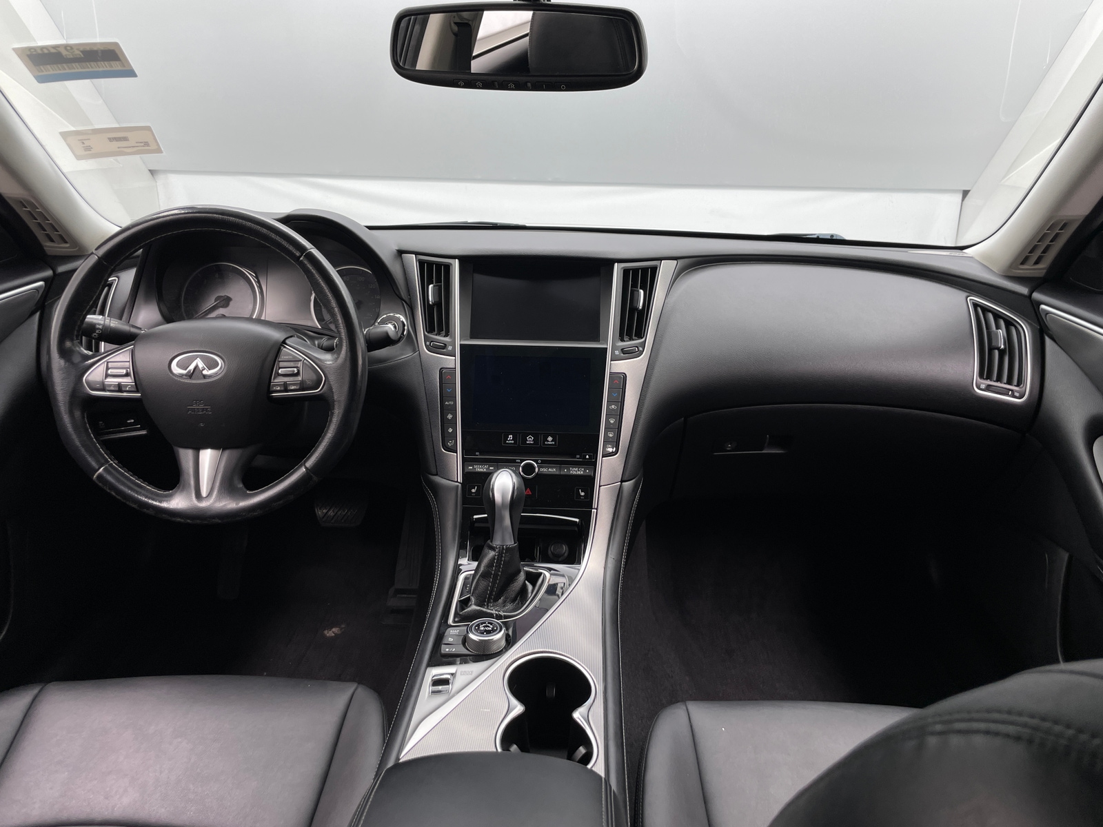 Thumbnail: 2015 INFINITI Q50 - 2