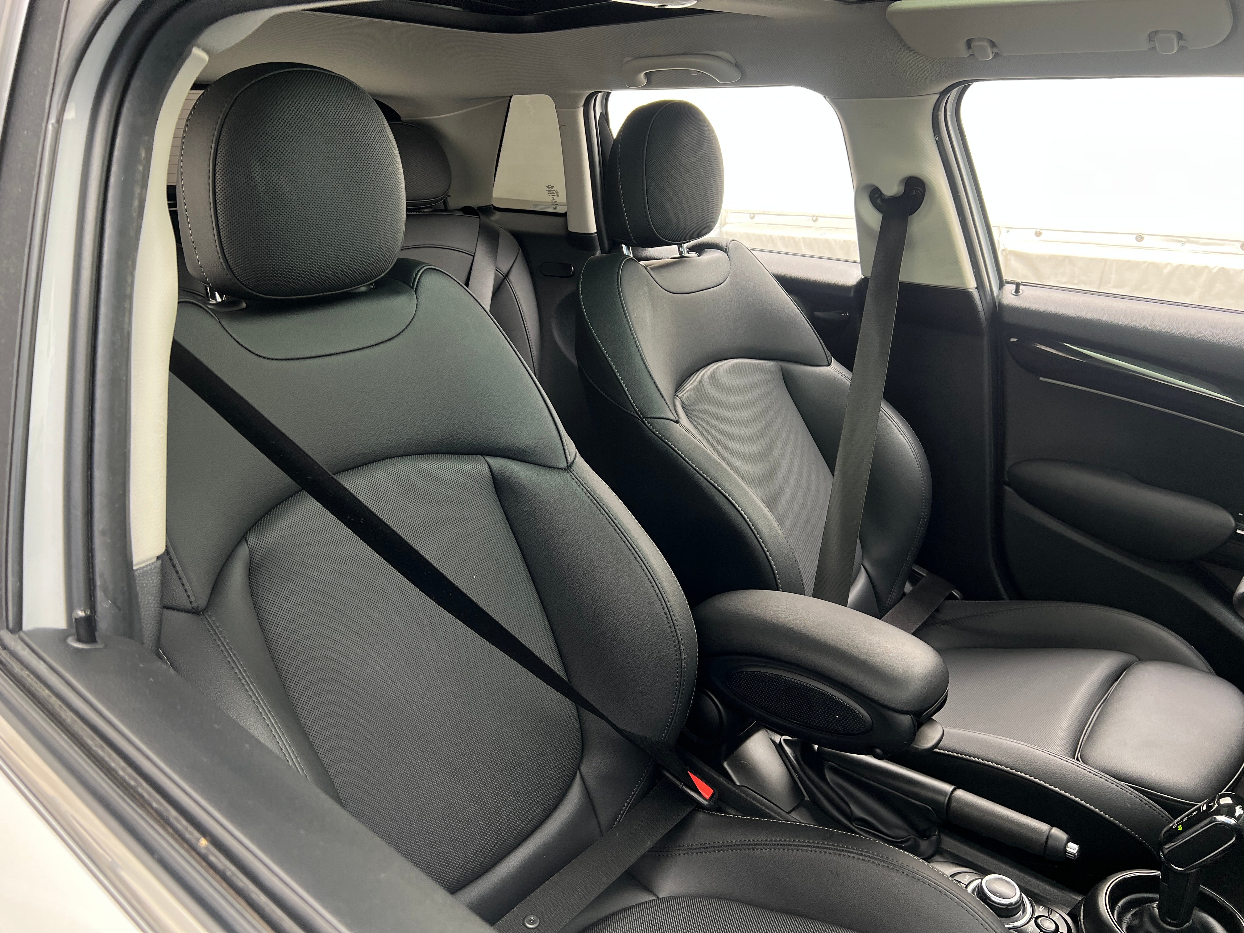 2023 MINI Hardtop 4 Door