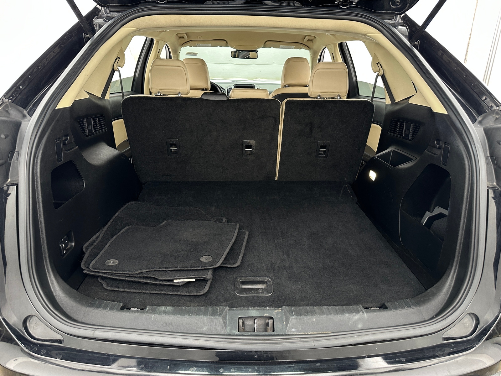 Thumbnail: 2023 Ford Edge - 6