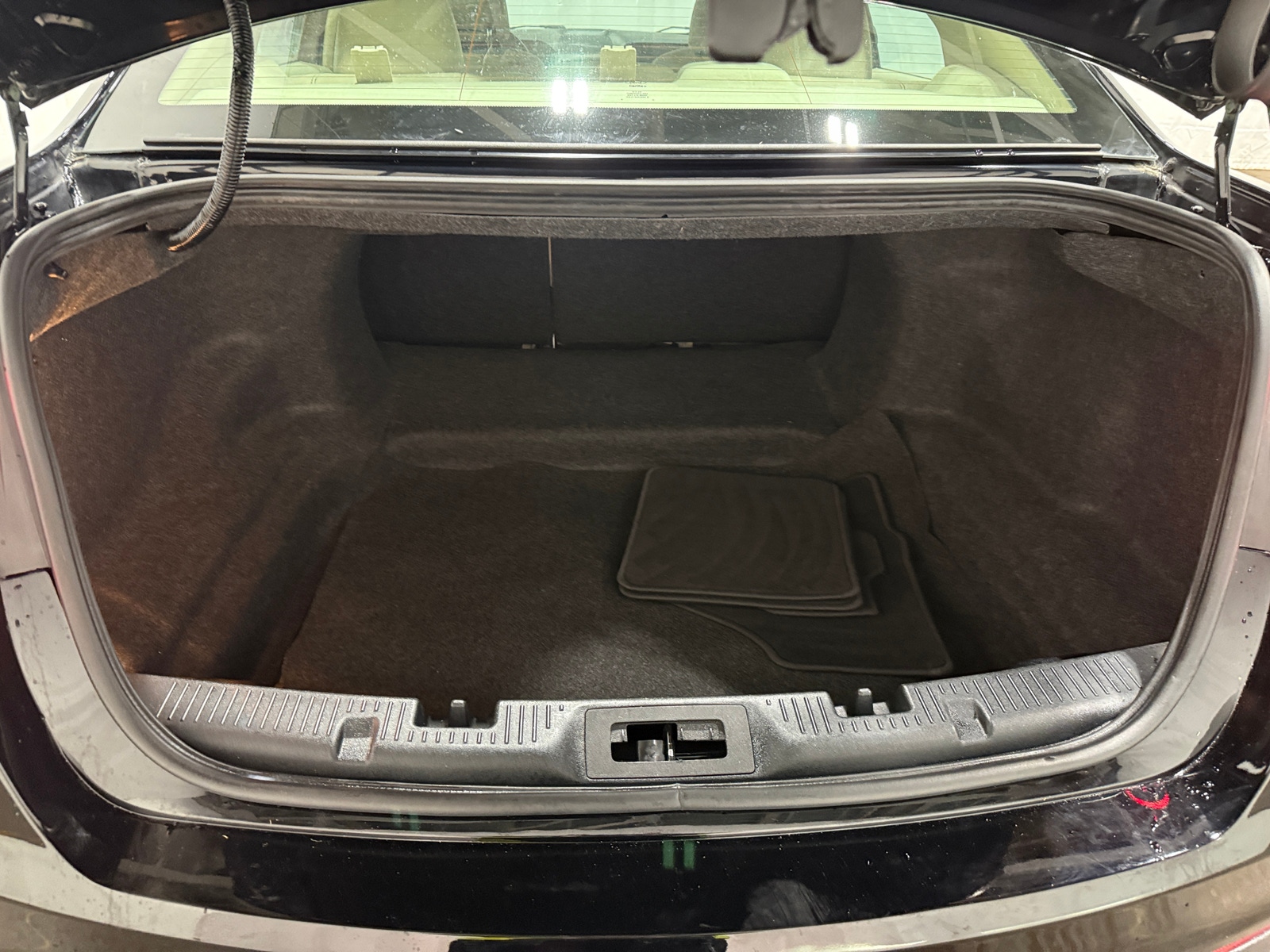 Thumbnail: 2017 Ford Taurus - 6