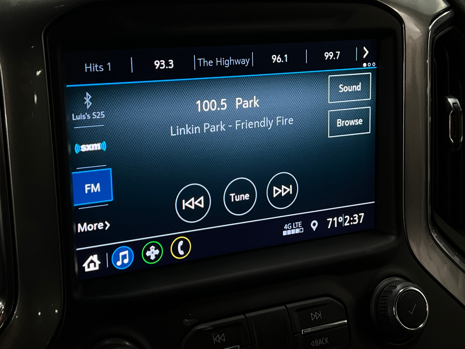 Thumbnail: 2022 Chevrolet Silverado 1500 - 4