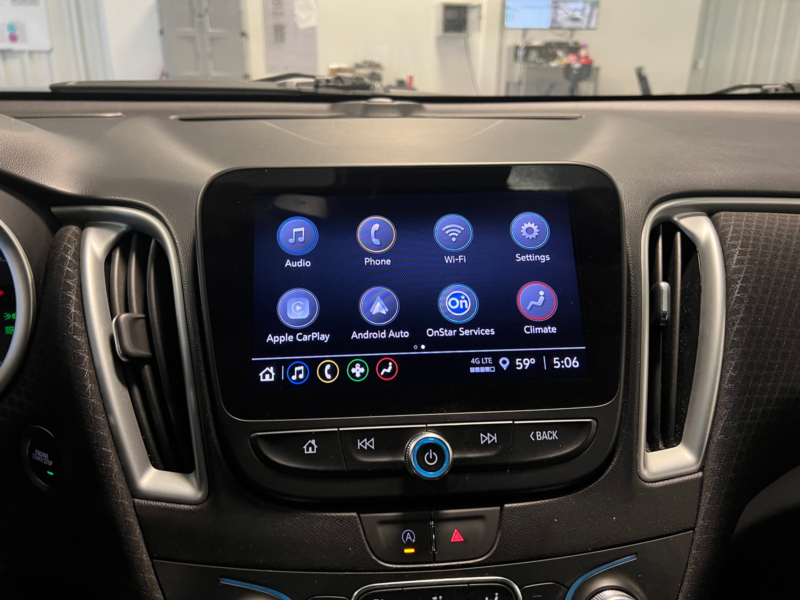 Thumbnail: 2023 Chevrolet Malibu - 4