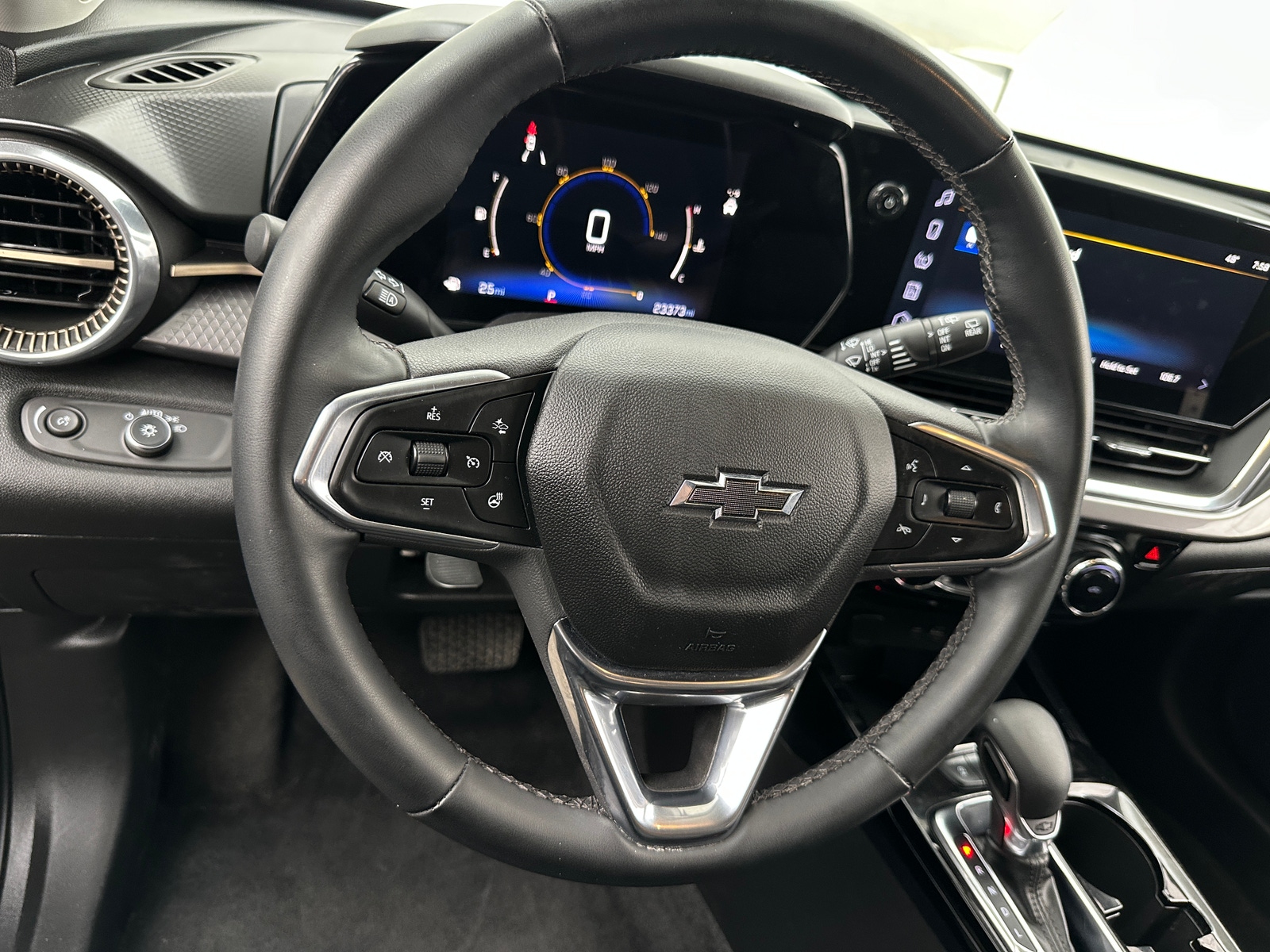 Thumbnail: 2024 Chevrolet Trax - 4