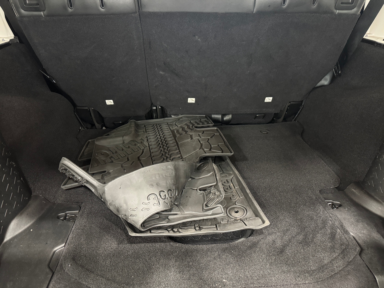 Thumbnail: 2015 Jeep Wrangler - 6