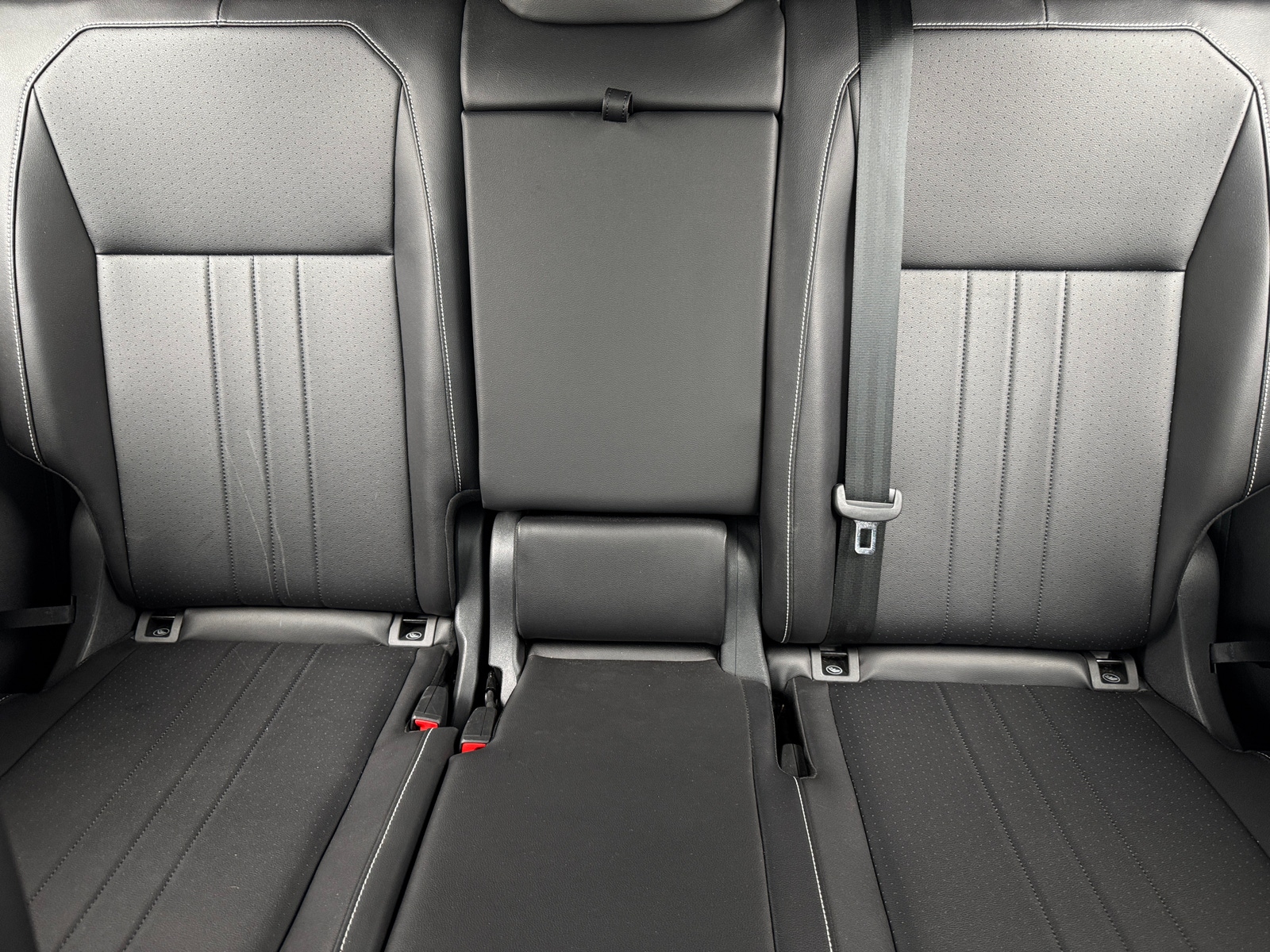 Thumbnail: 2024 Volkswagen Tiguan - 5