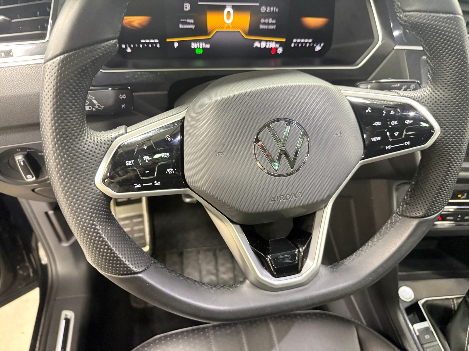 Thumbnail: 2024 Volkswagen Tiguan - 4