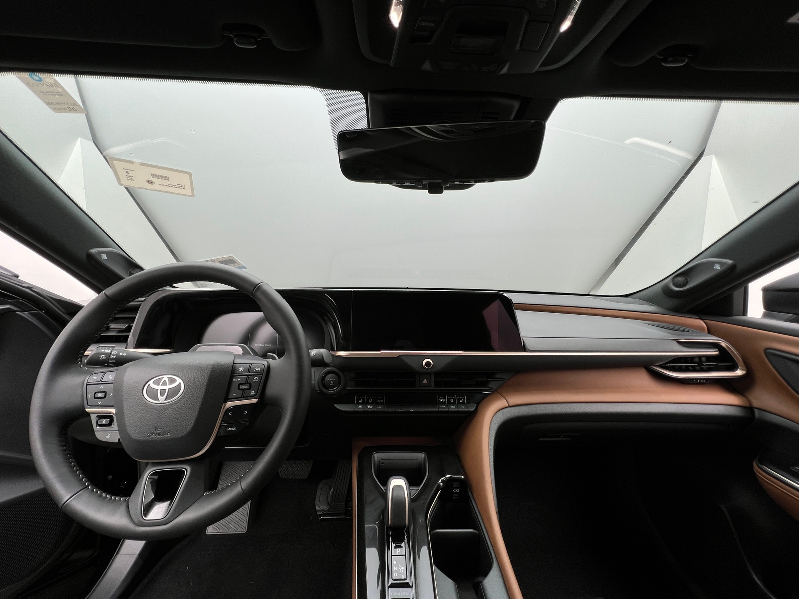 Thumbnail: 2025 Toyota Crown Signia - 2