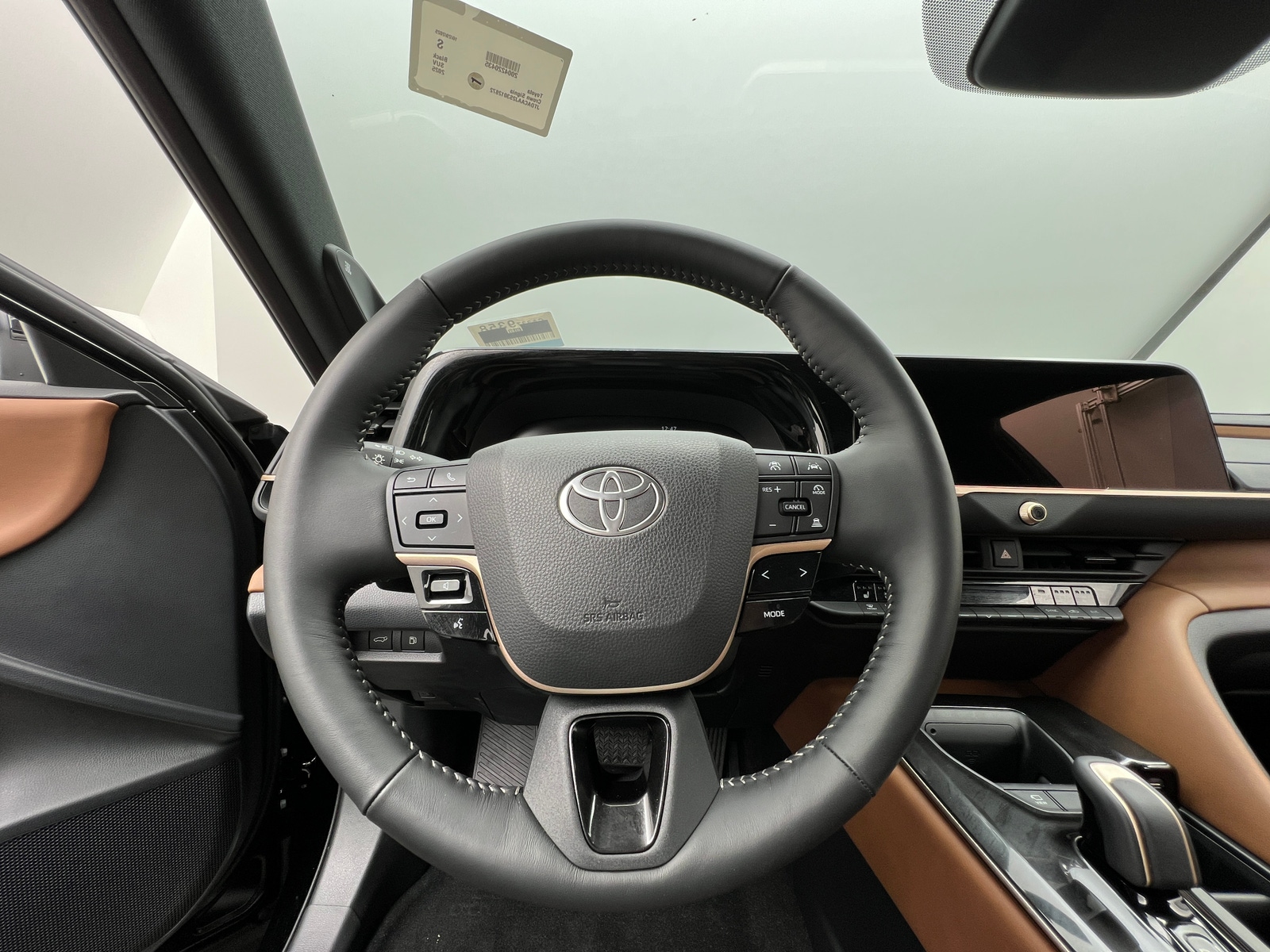 Thumbnail: 2025 Toyota Crown Signia - 4