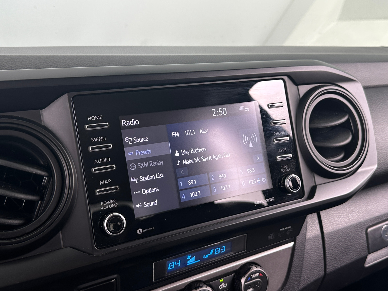 Thumbnail: 2021 Toyota Tacoma - 4