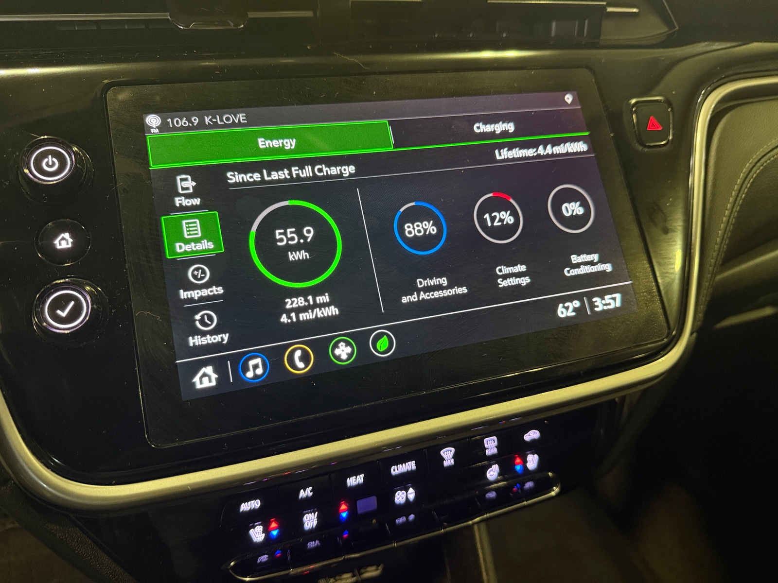 Thumbnail: 2022 Chevrolet Bolt EUV - 3