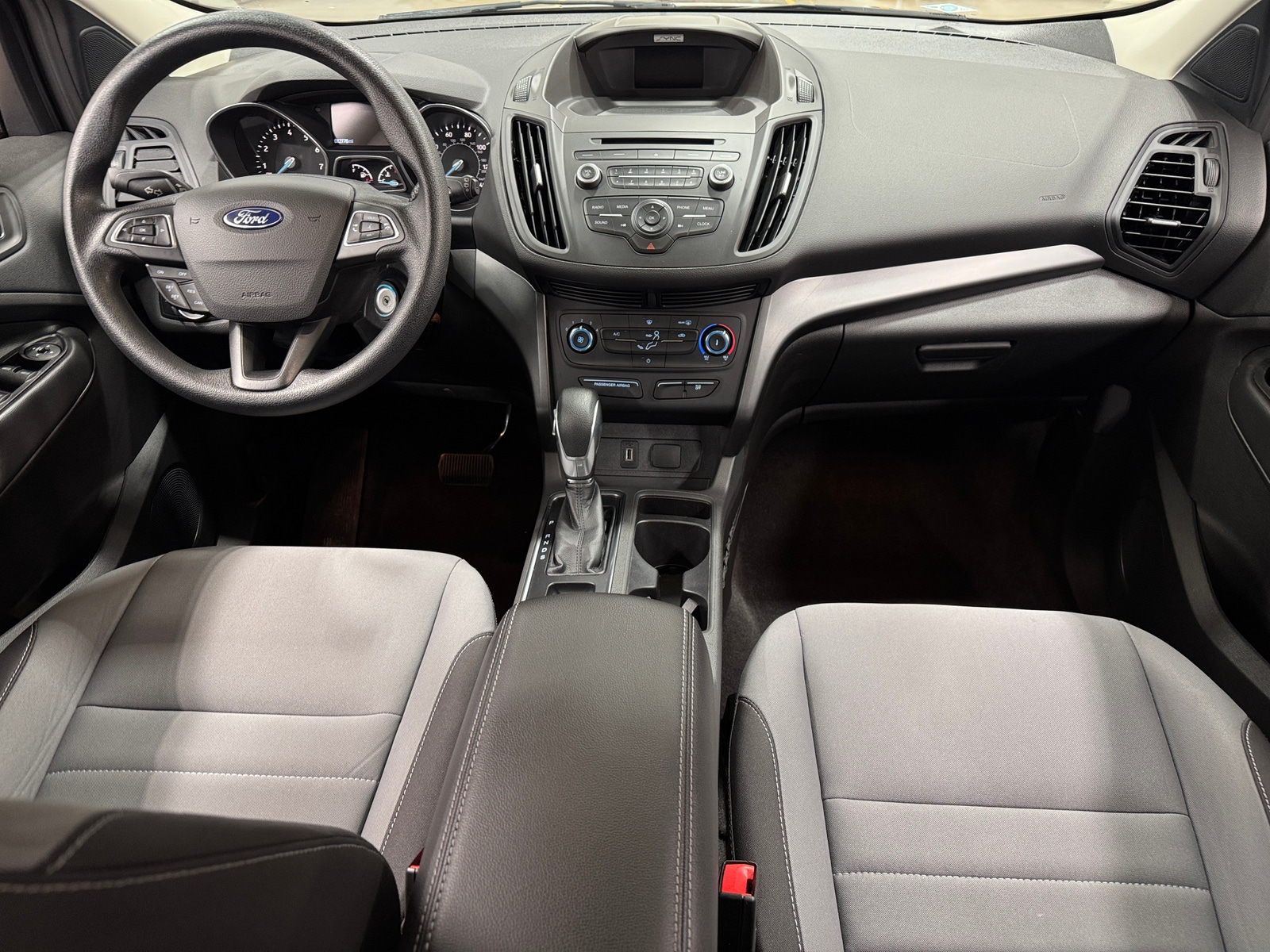 Thumbnail: 2017 Ford Escape - 3