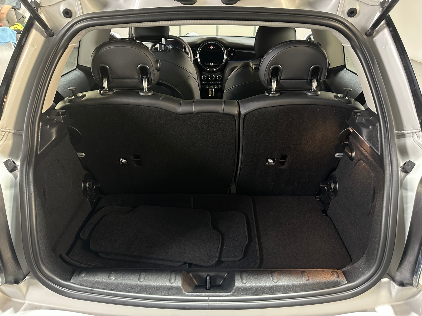 Thumbnail: 2022 MINI Cooper Hardtop - 6