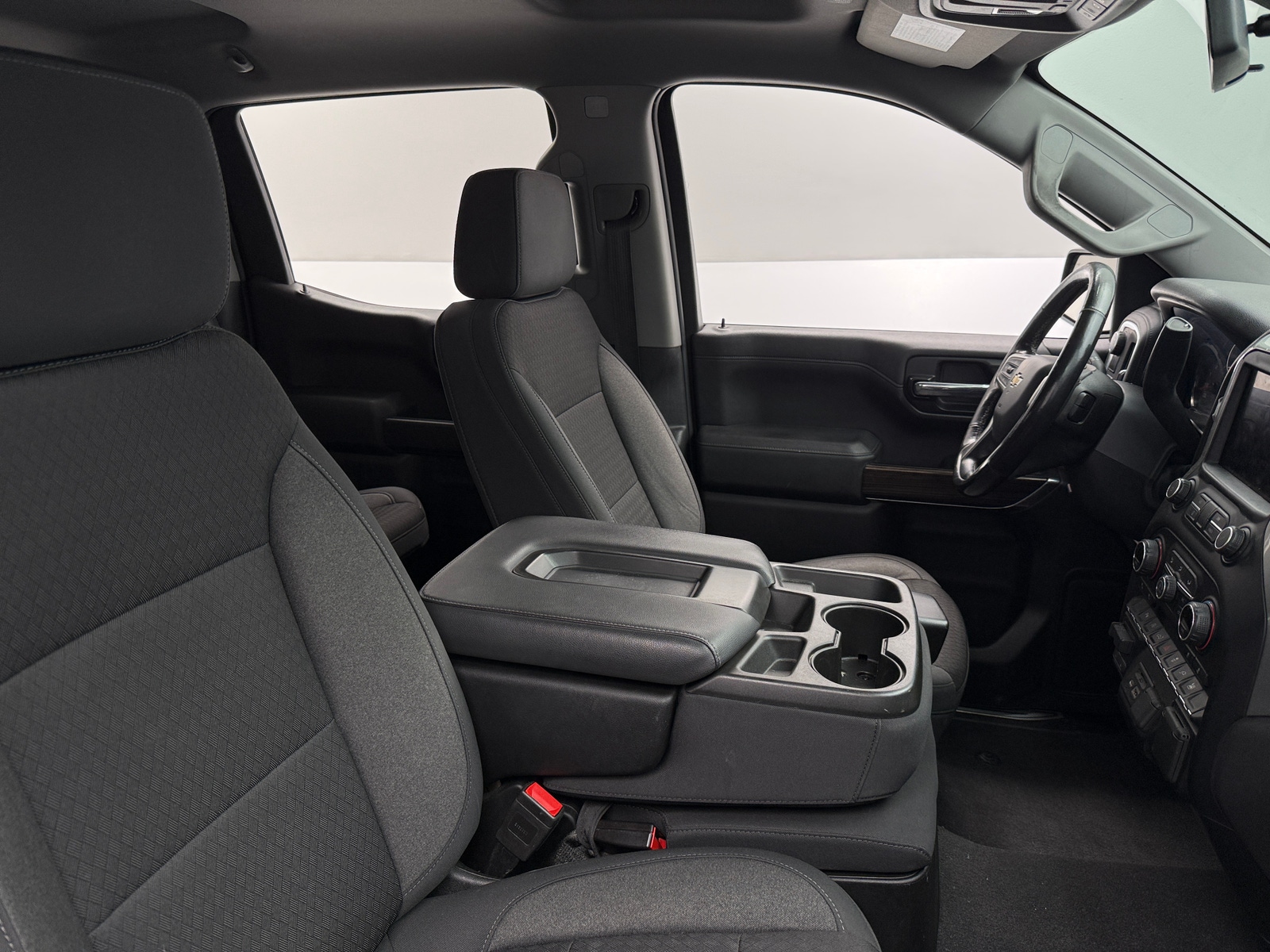 Thumbnail: 2020 Chevrolet Silverado 1500 - 2