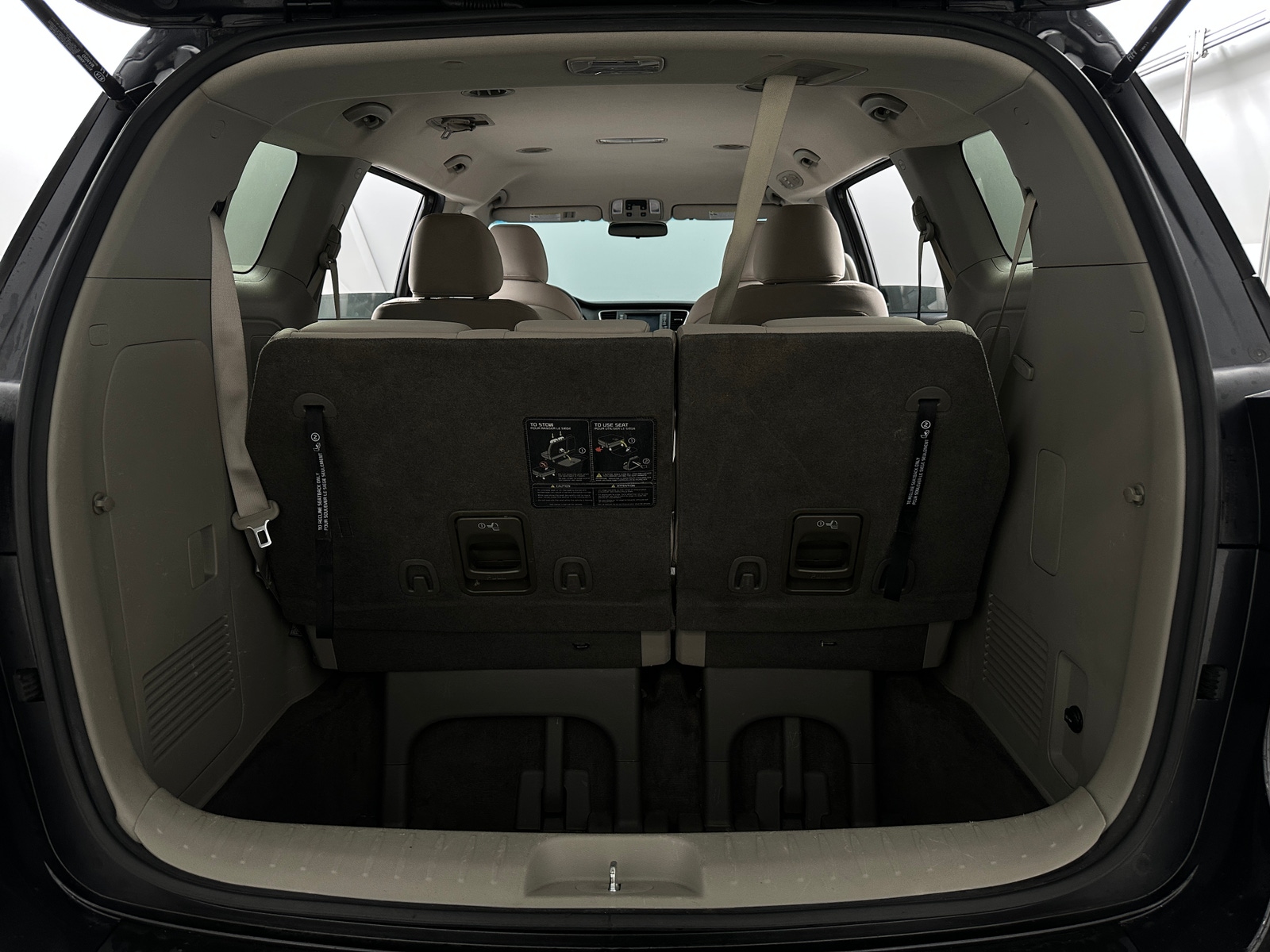 Thumbnail: 2020 Kia Sedona - 7