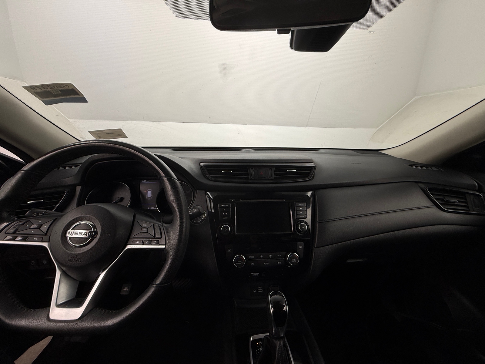 Thumbnail: 2020 Nissan Rogue - 3