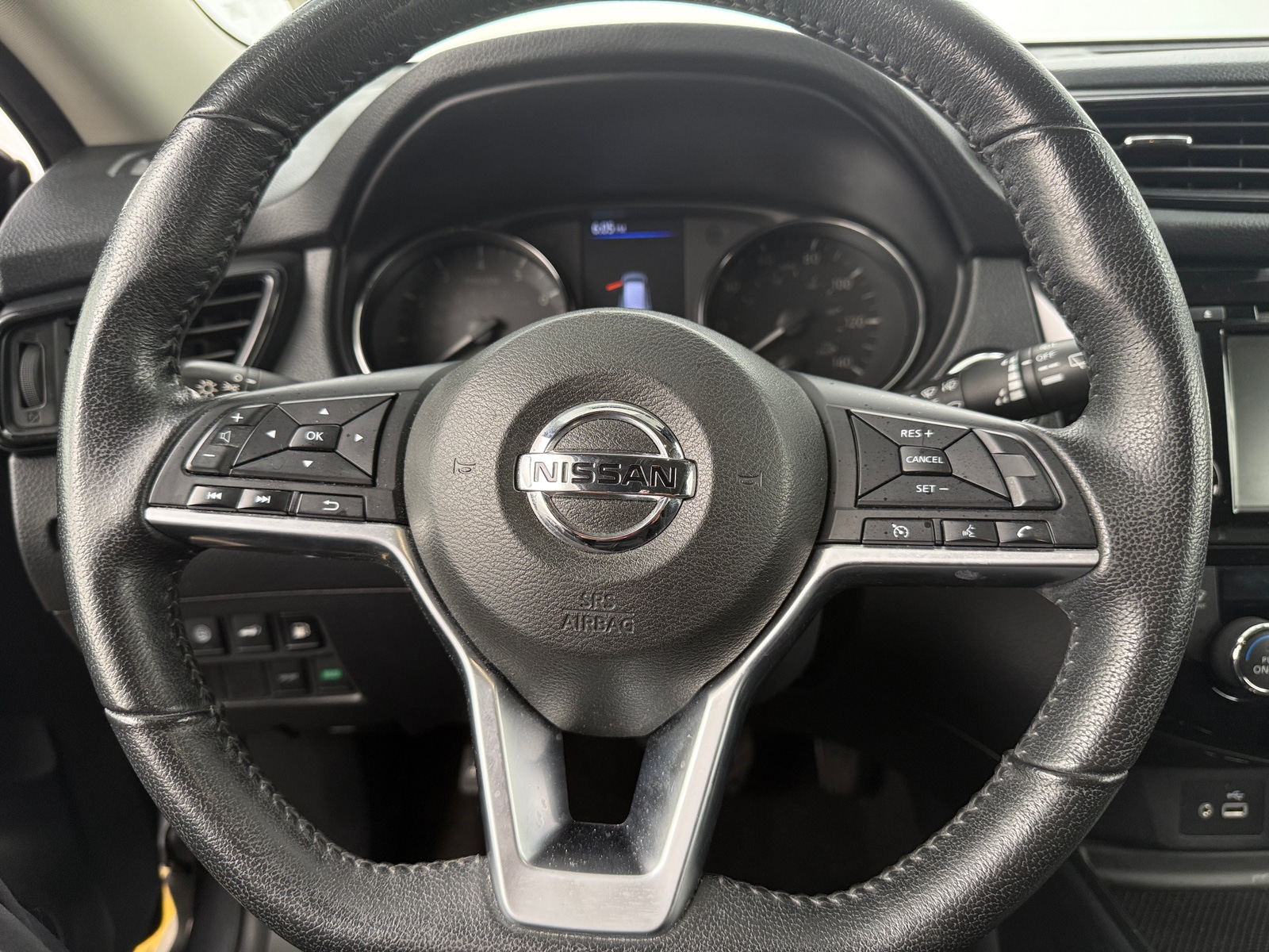 Thumbnail: 2020 Nissan Rogue - 5