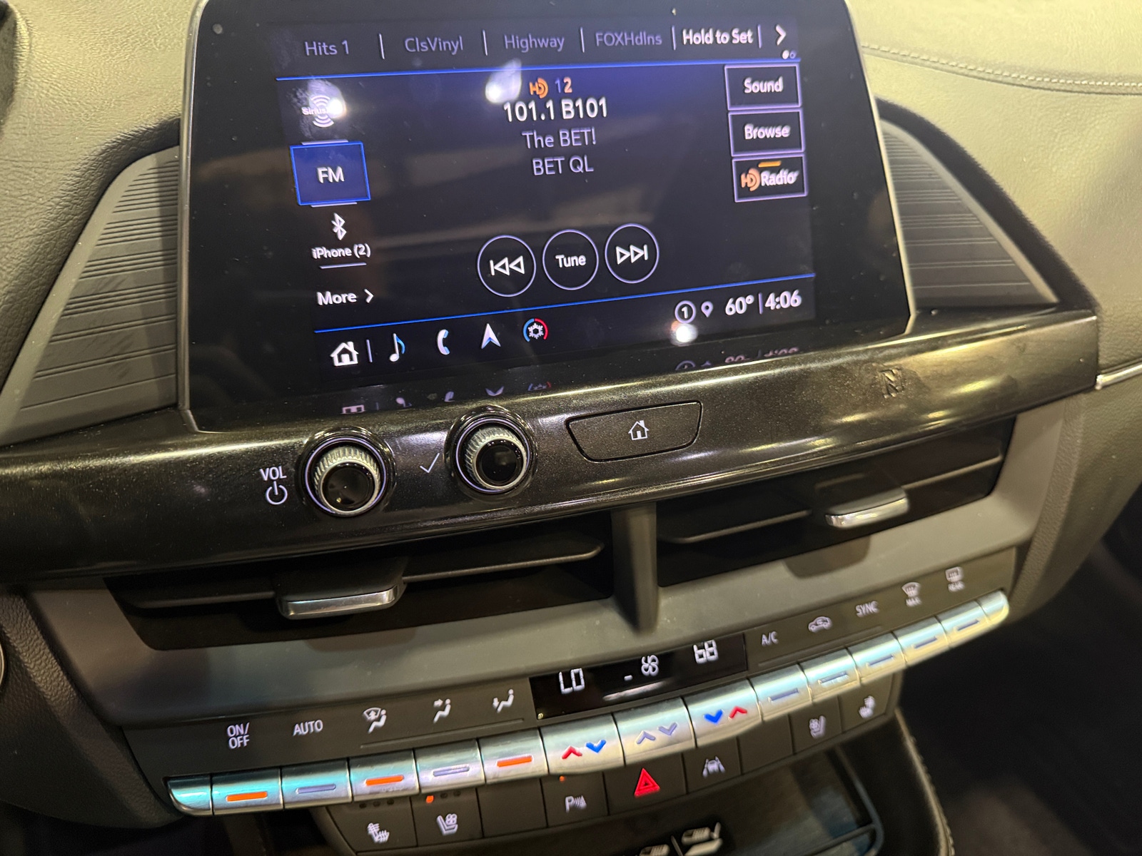 Thumbnail: 2021 Cadillac CT4 - 3