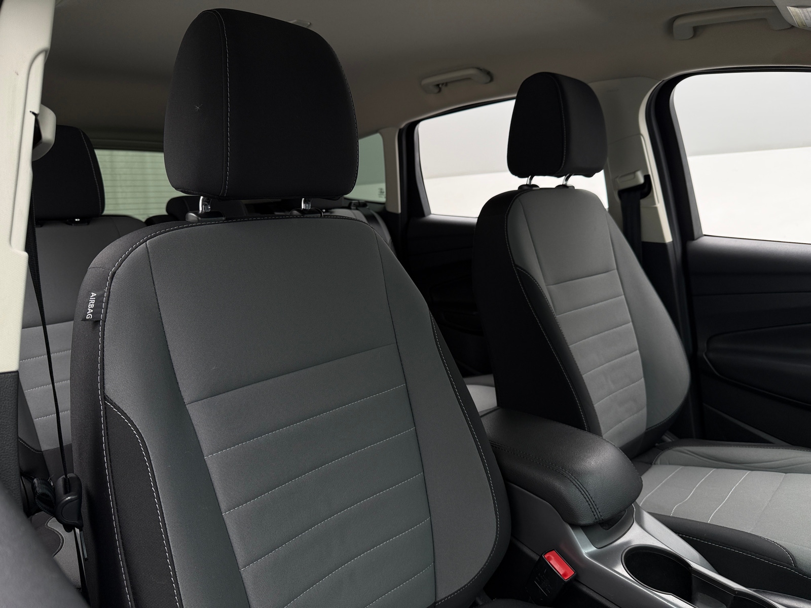 Thumbnail: 2016 Ford Escape - 2