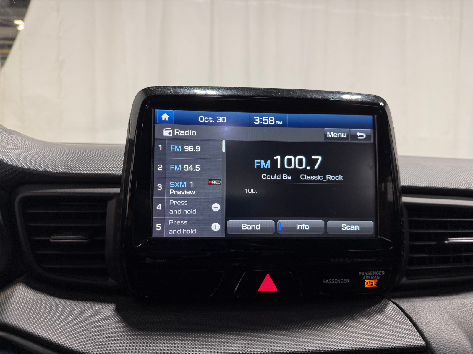 Thumbnail: 2020 Hyundai Veloster - 3