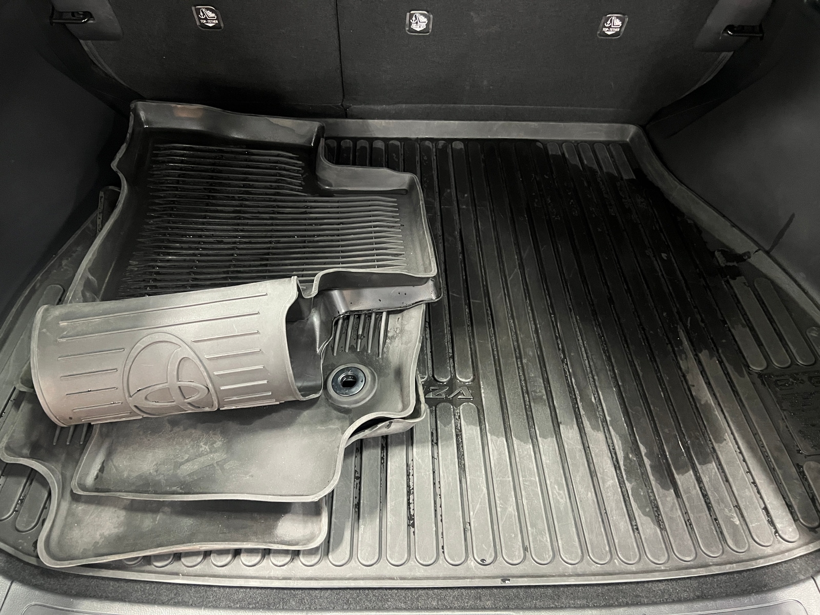 Thumbnail: 2024 Toyota Venza - 7