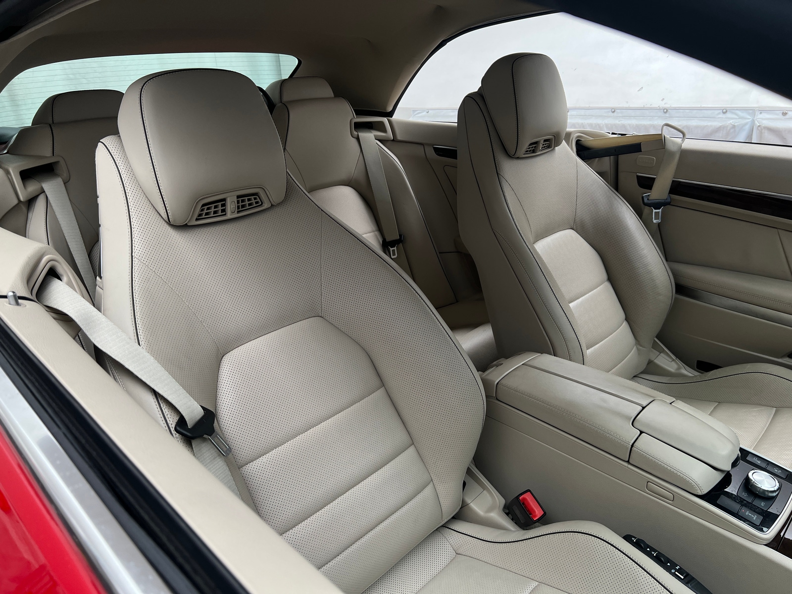 Thumbnail: 2014 Mercedes-Benz E-Class - 2