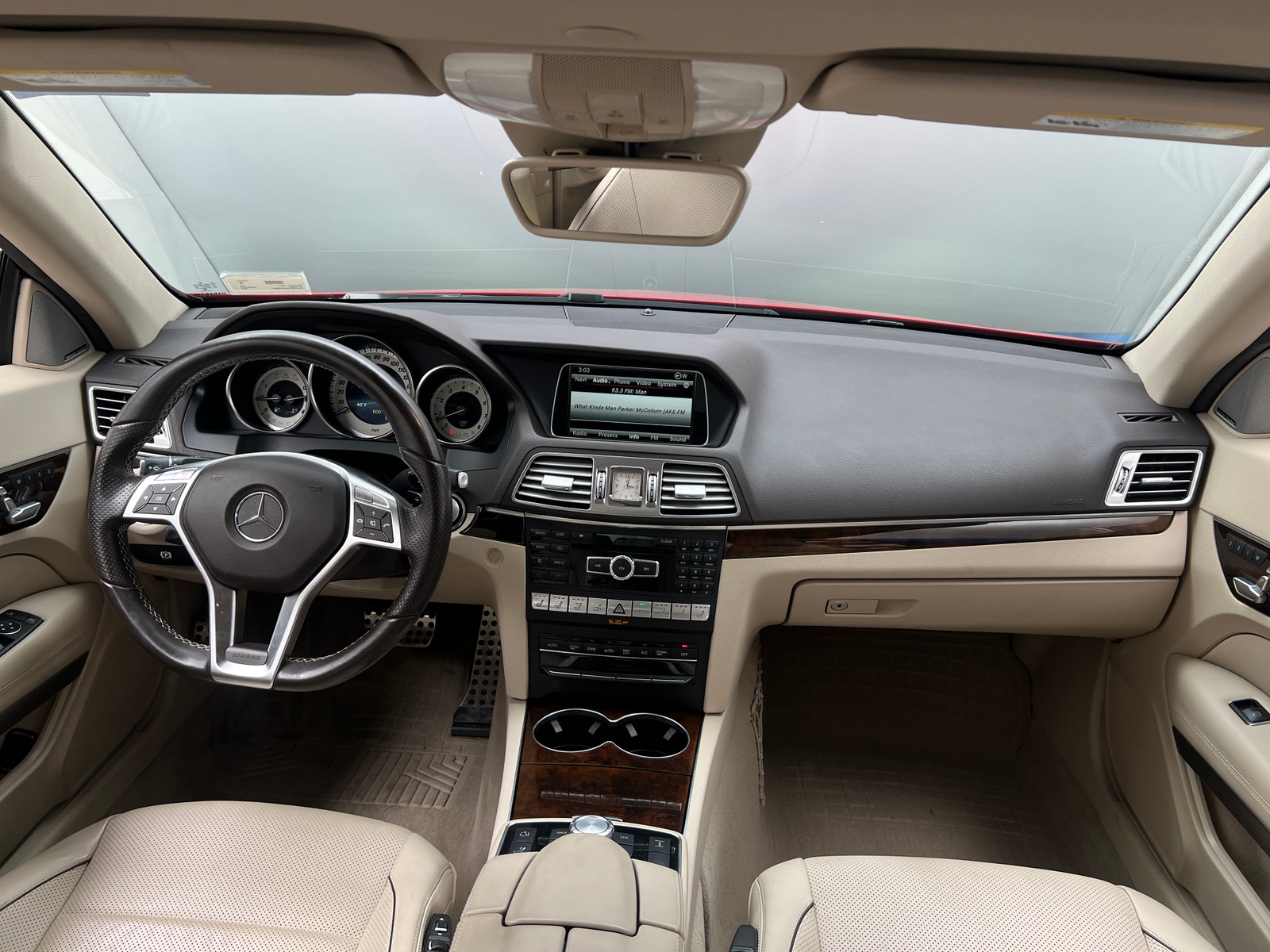 Thumbnail: 2014 Mercedes-Benz E-Class - 3