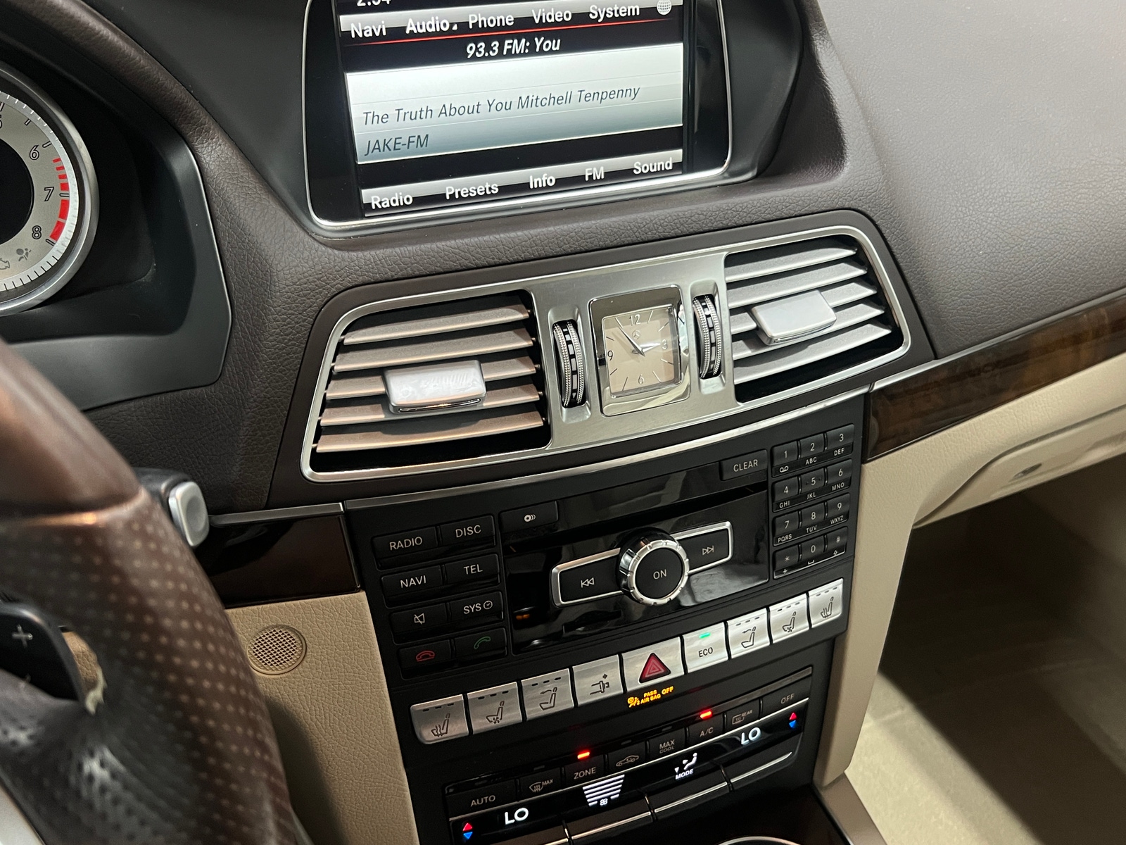 Thumbnail: 2014 Mercedes-Benz E-Class - 4