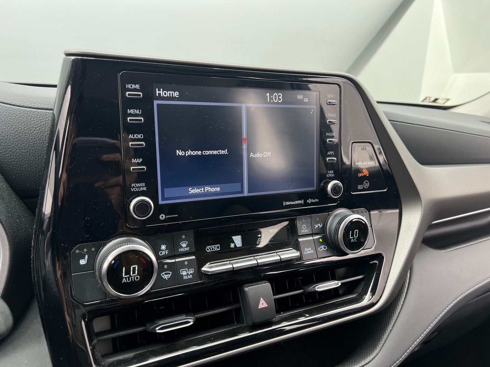 Thumbnail: 2022 Toyota Highlander - 3