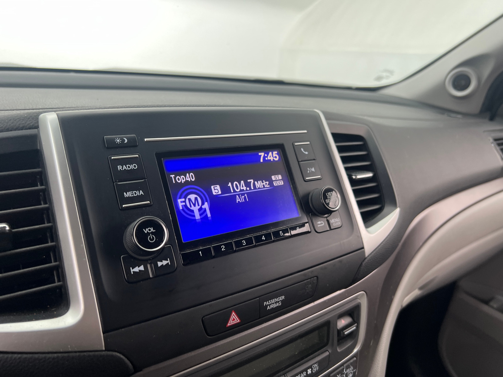 Thumbnail: 2019 Honda Pilot - 4